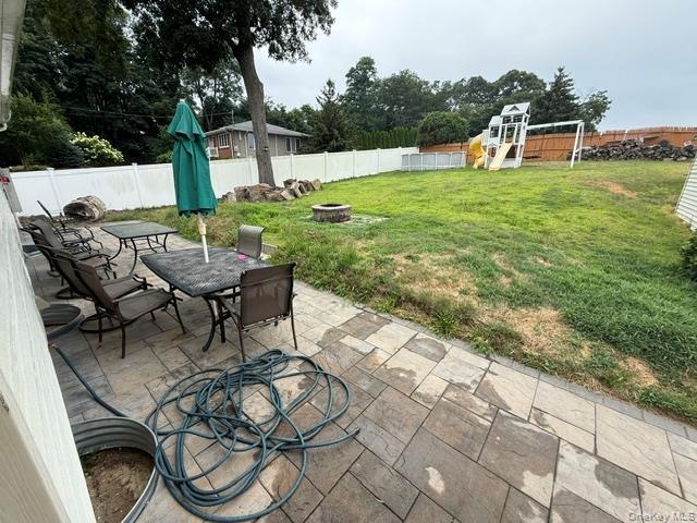 Single Family Indian Head Road  Suffolk County, NY 11754, MLS-889658-13