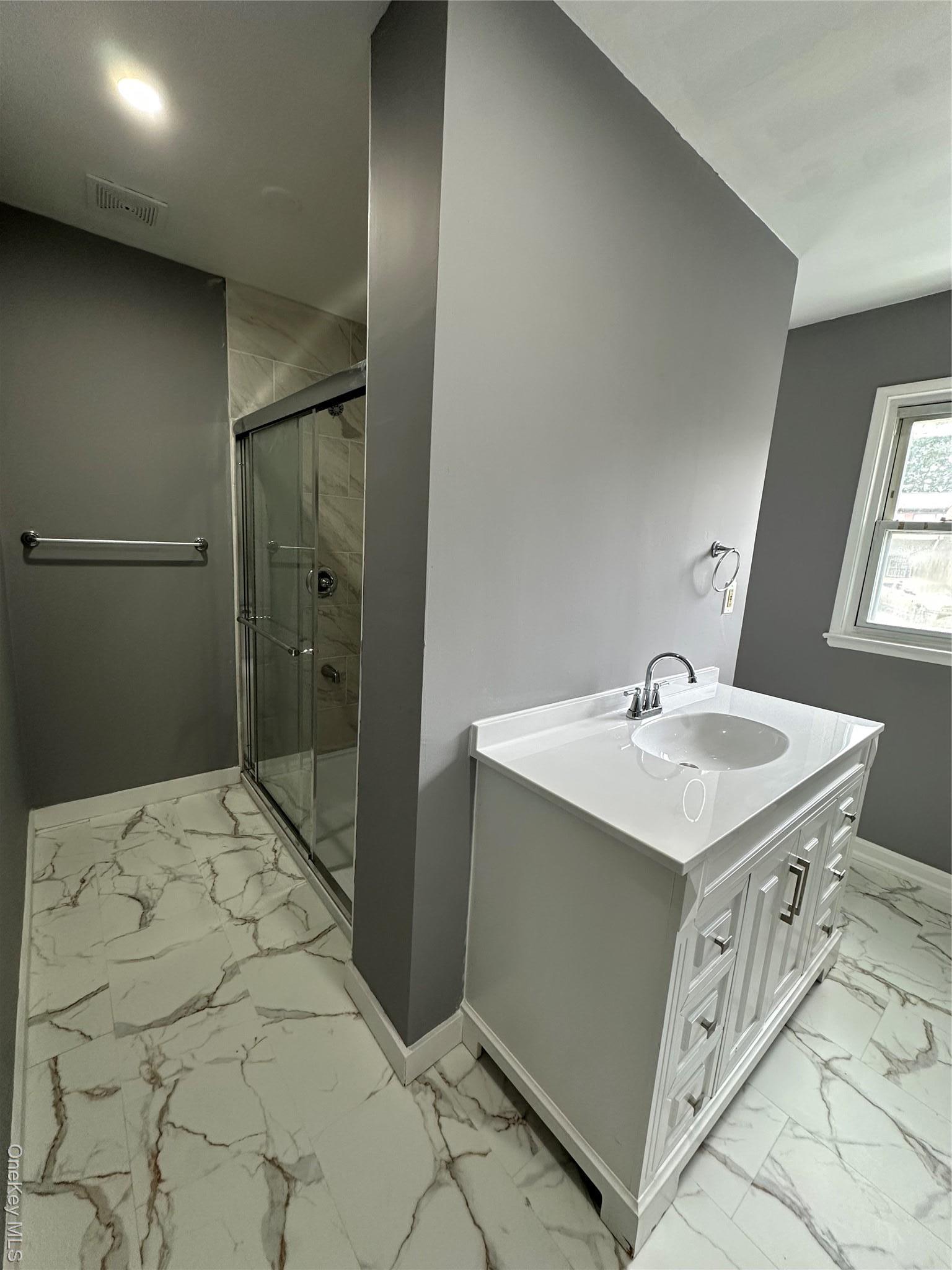 Single Family Joyce  Nassau County, NY 11758, MLS-889663-5