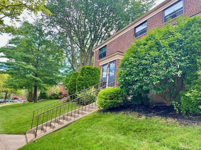 Coop 74  Queens, NY 11364, MLS-889670-20