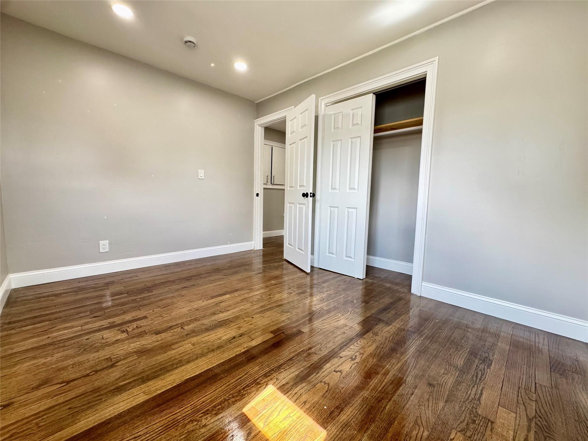 Single Family Princeton  Suffolk County, NY 11706, MLS-889699-20