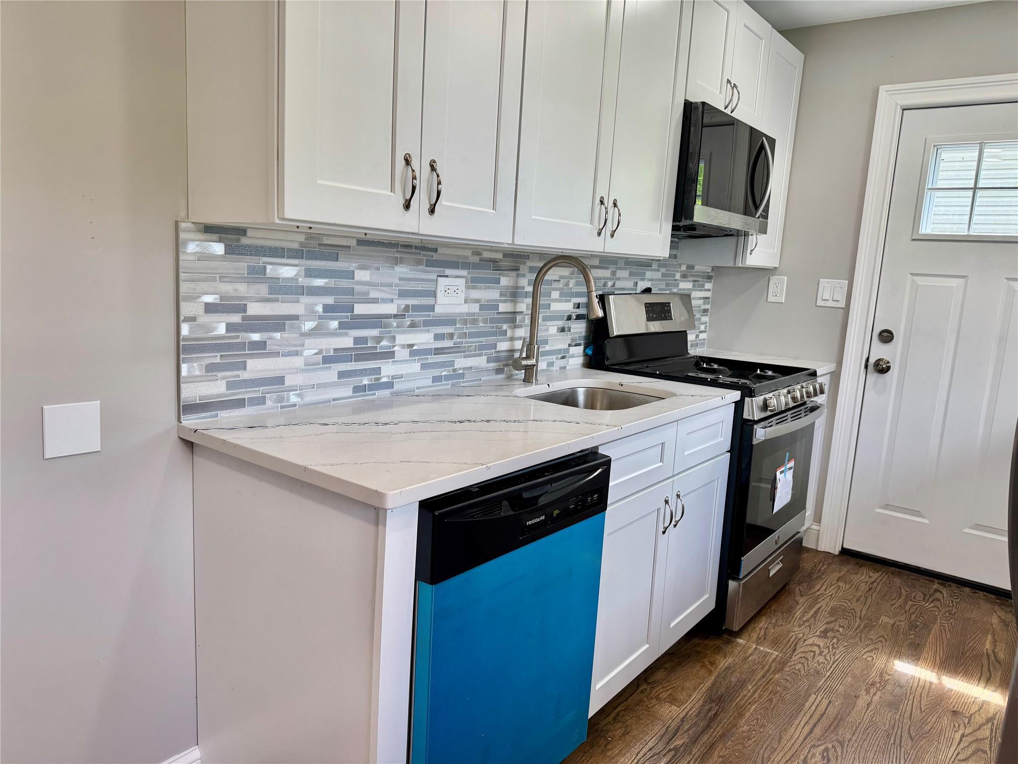Single Family Princeton  Suffolk County, NY 11706, MLS-889699-39