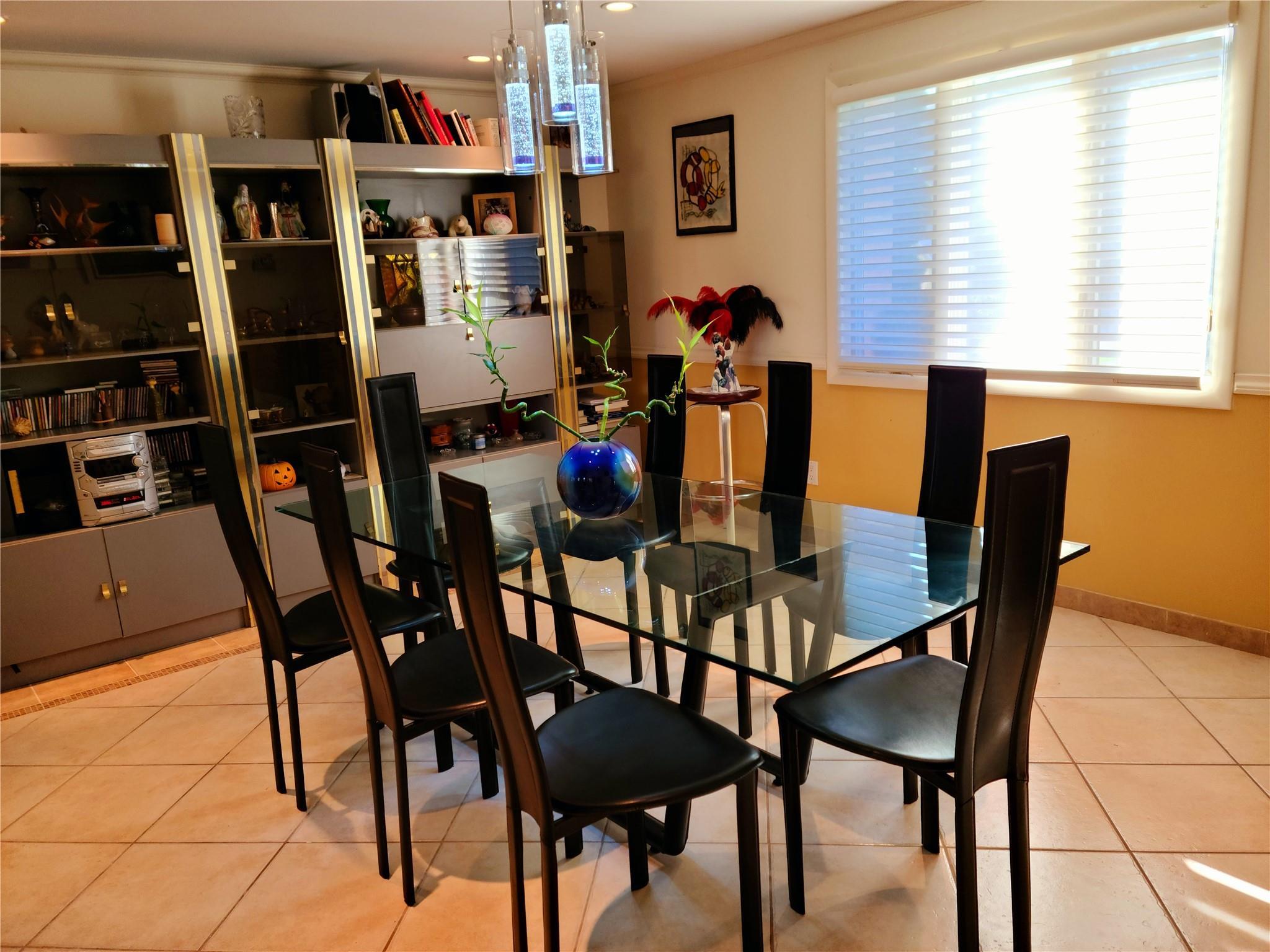 Single Family Kirkwood Nassau County, NY 11542, MLS-889707-17