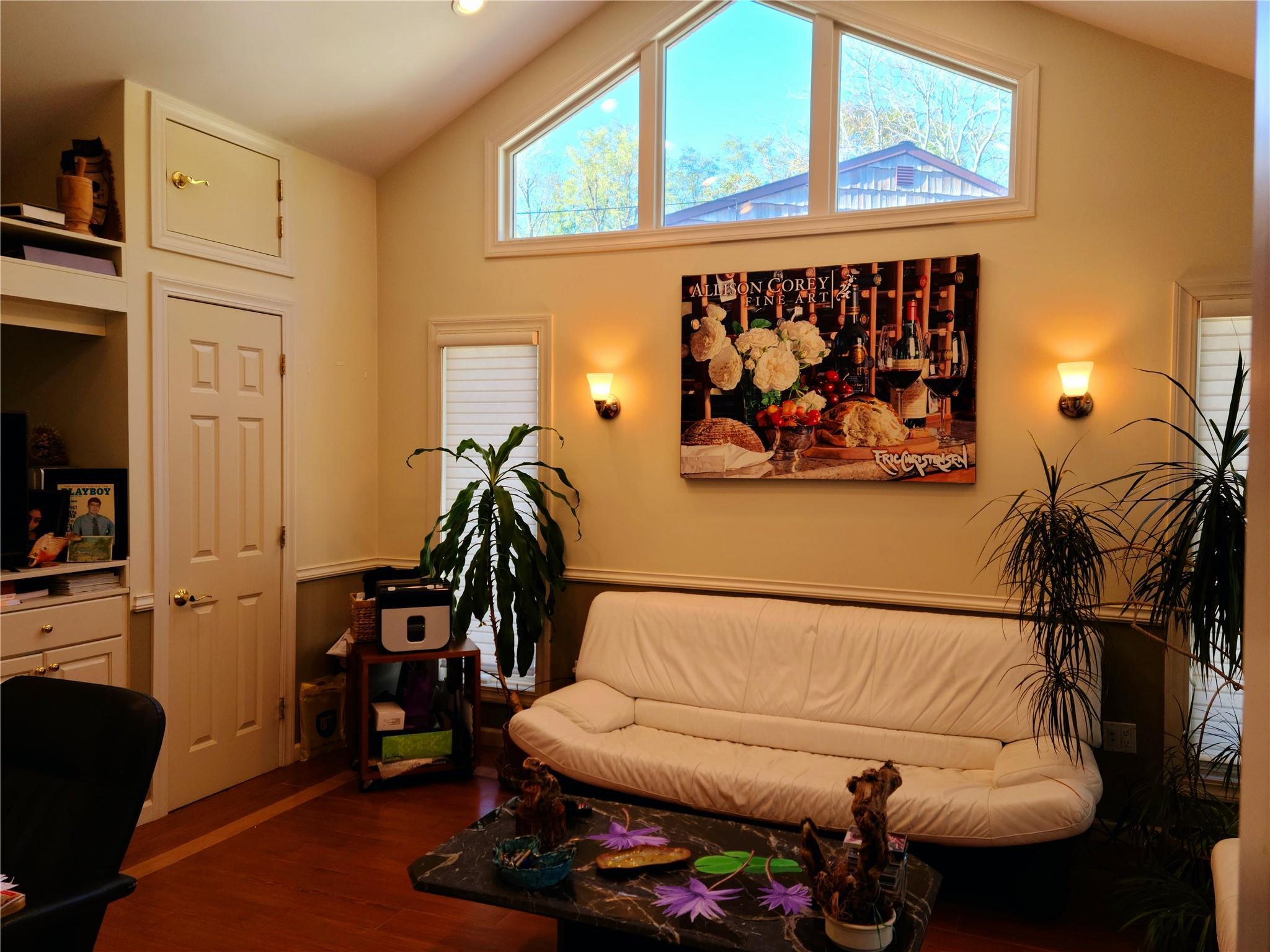 Single Family Kirkwood Nassau County, NY 11542, MLS-889707-18