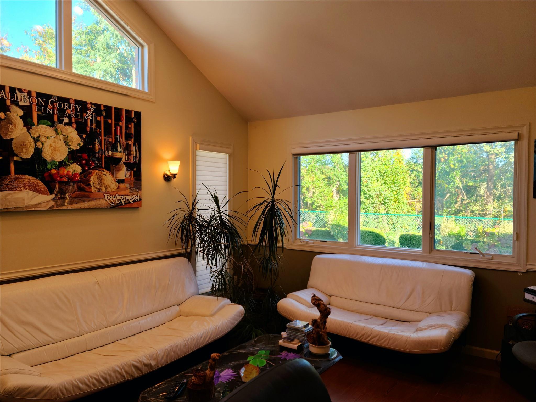 Single Family Kirkwood Nassau County, NY 11542, MLS-889707-19