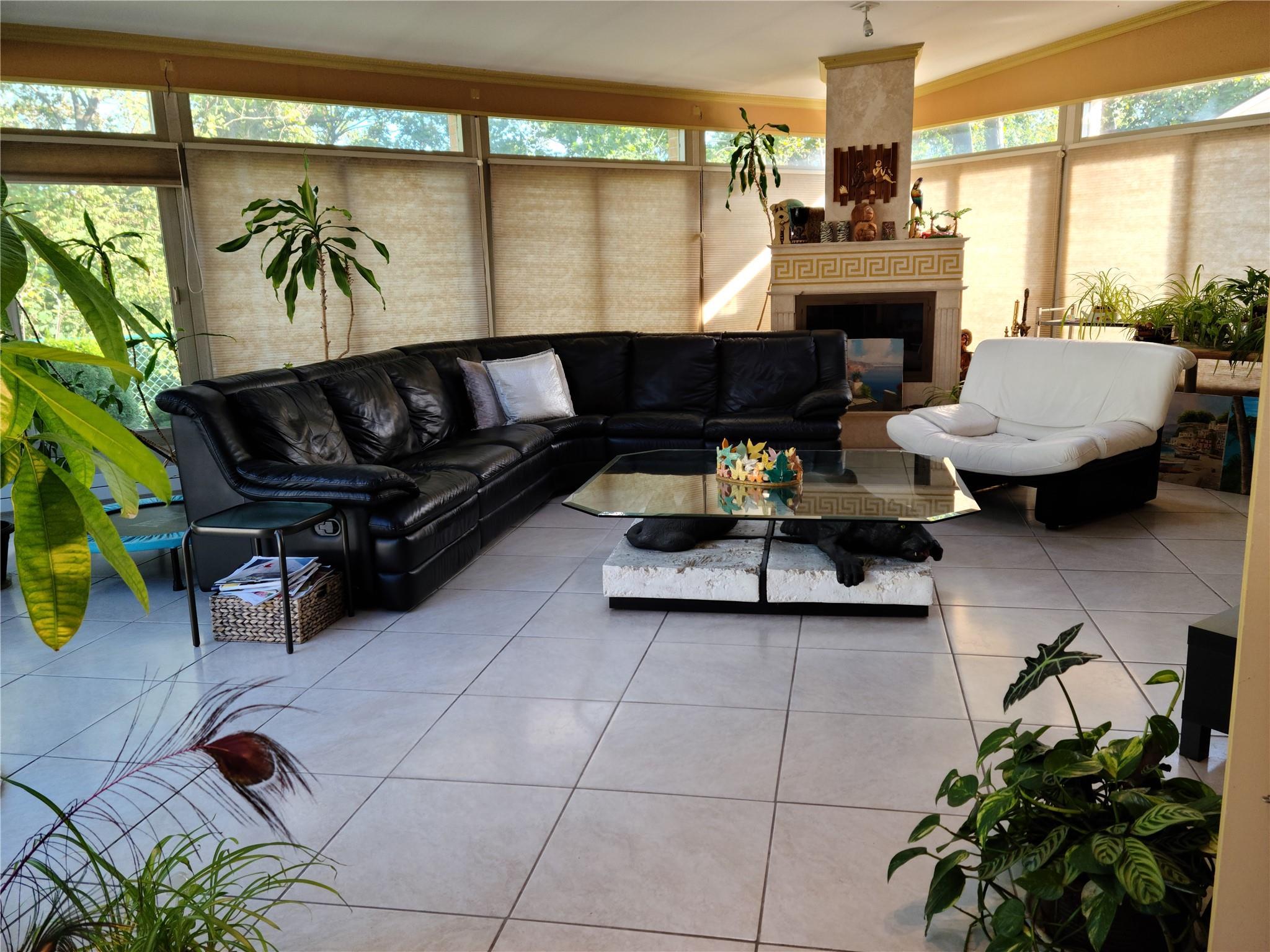 Single Family Kirkwood Nassau County, NY 11542, MLS-889707-26