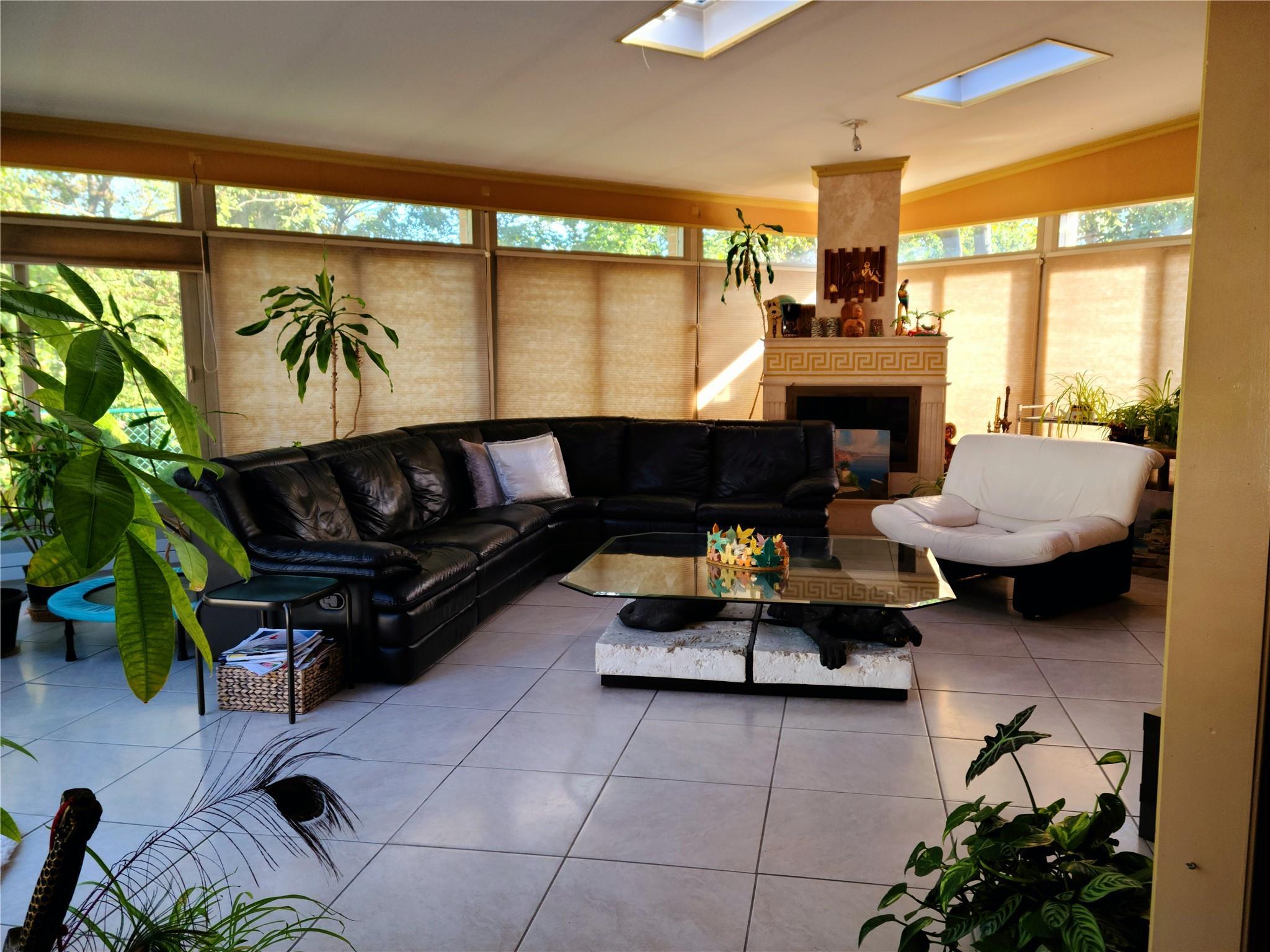 Single Family Kirkwood Nassau County, NY 11542, MLS-889707-27