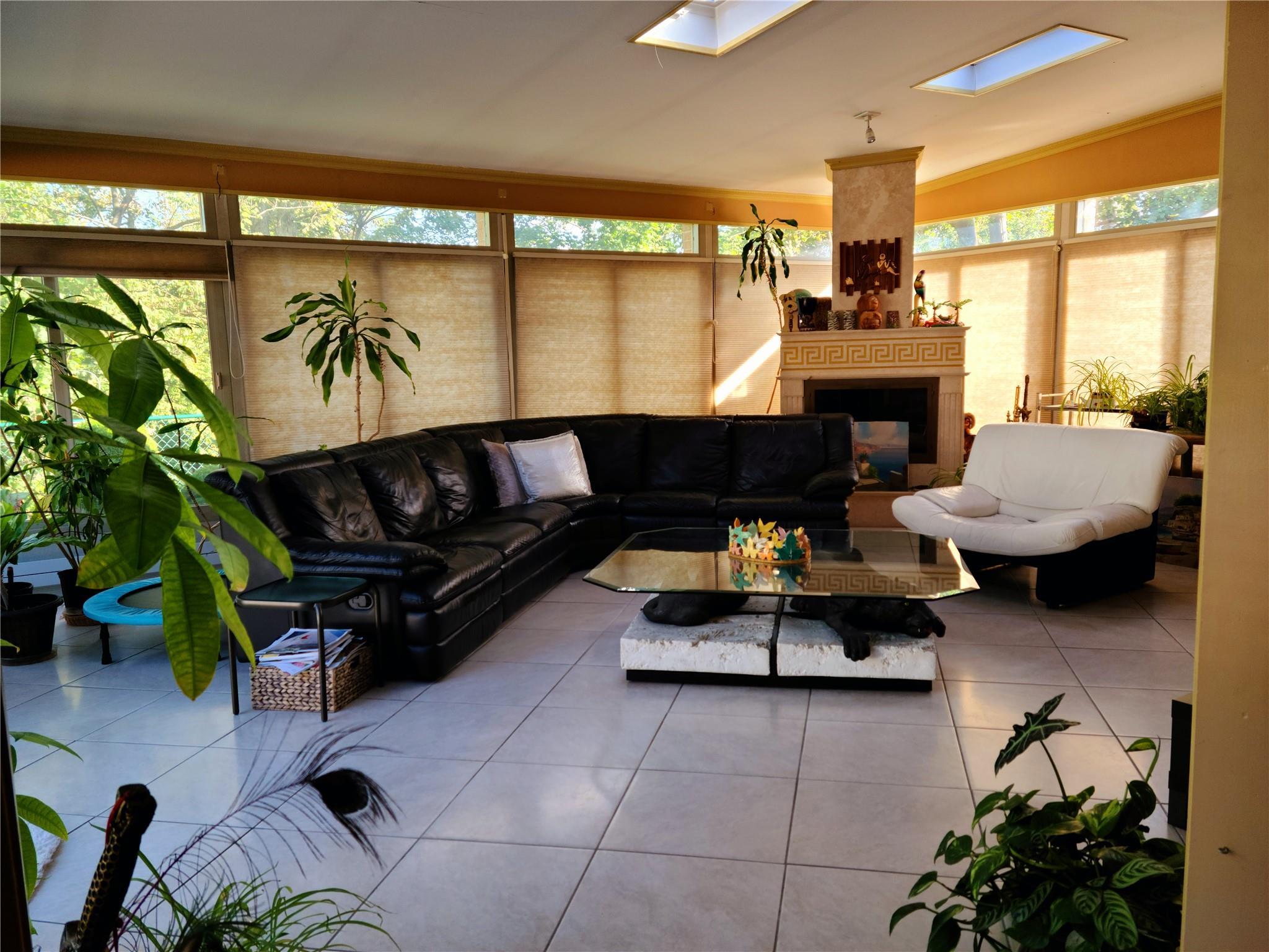 Single Family Kirkwood Nassau County, NY 11542, MLS-889707-28