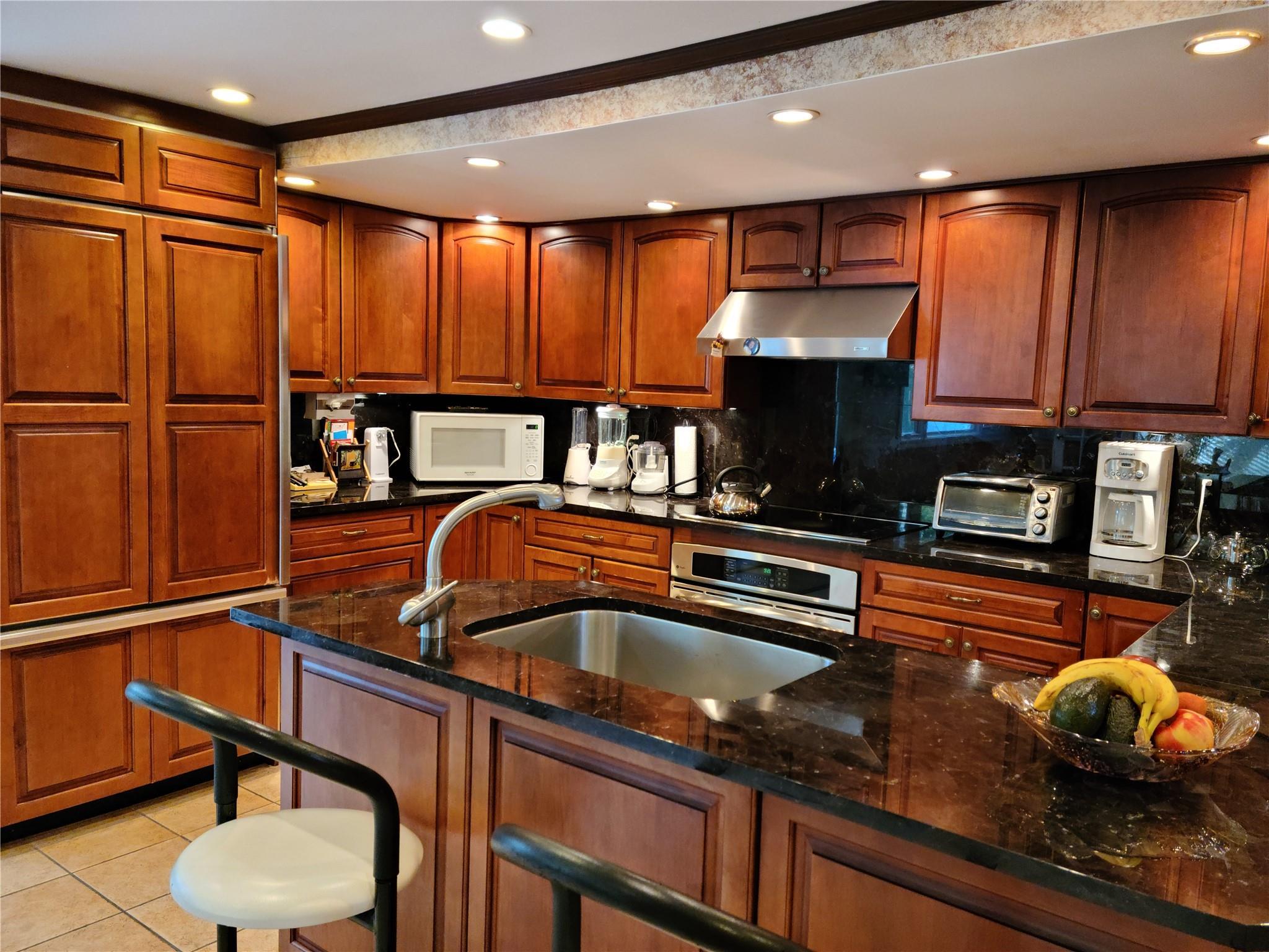 Single Family Kirkwood Nassau County, NY 11542, MLS-889707-38