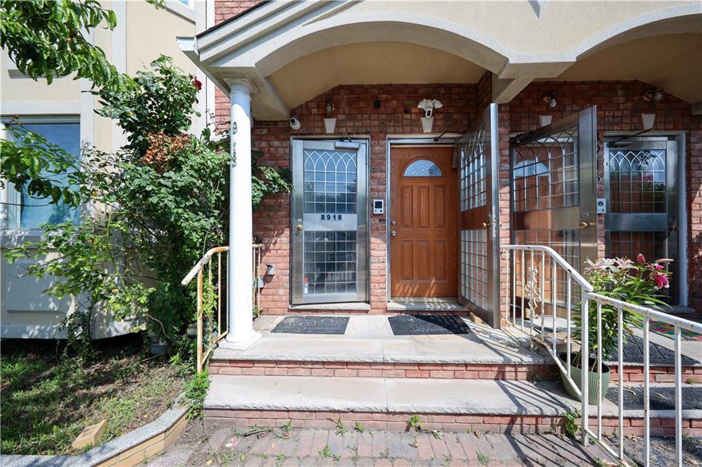 Single Family Beach Channel  Queens, NY 11693, MLS-889775-3