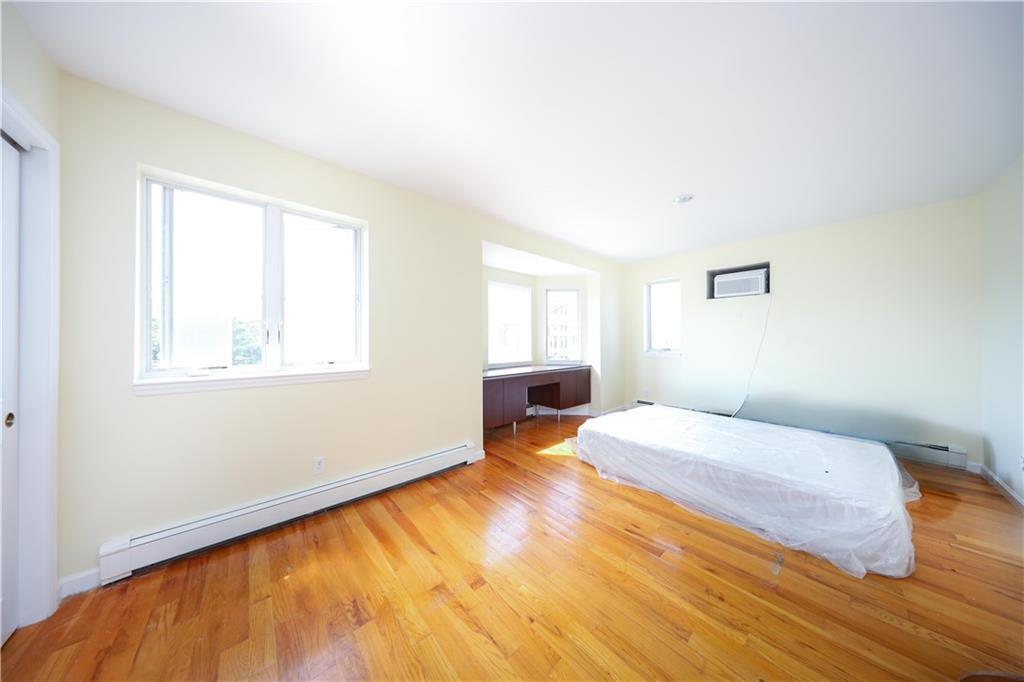 Single Family Beach Channel  Queens, NY 11693, MLS-889775-36