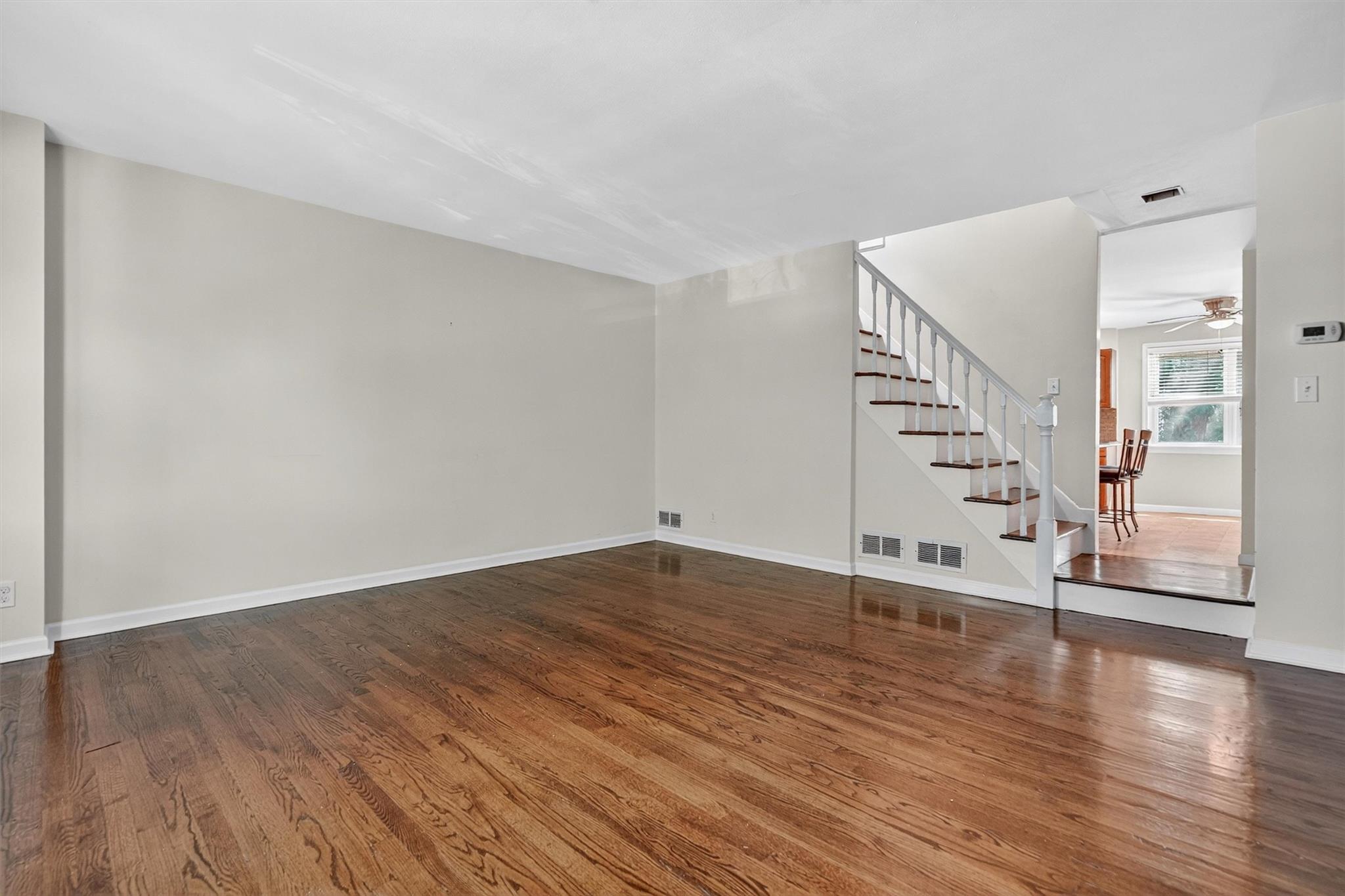 Single Family Huntington  Bronx, NY 10465, MLS-889812-15
