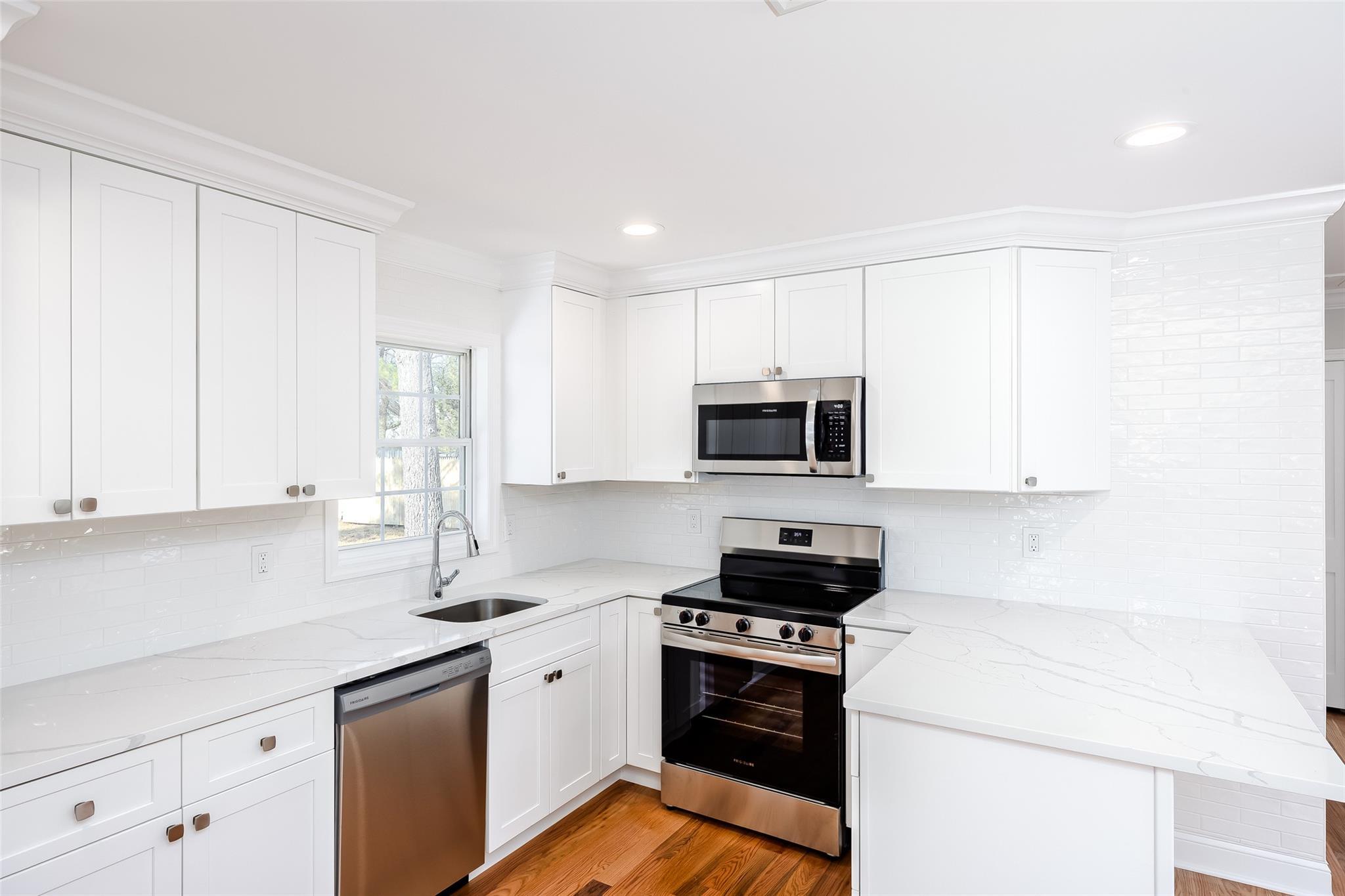 Single Family Doolittle  Suffolk County, NY 11717, MLS-889830-10