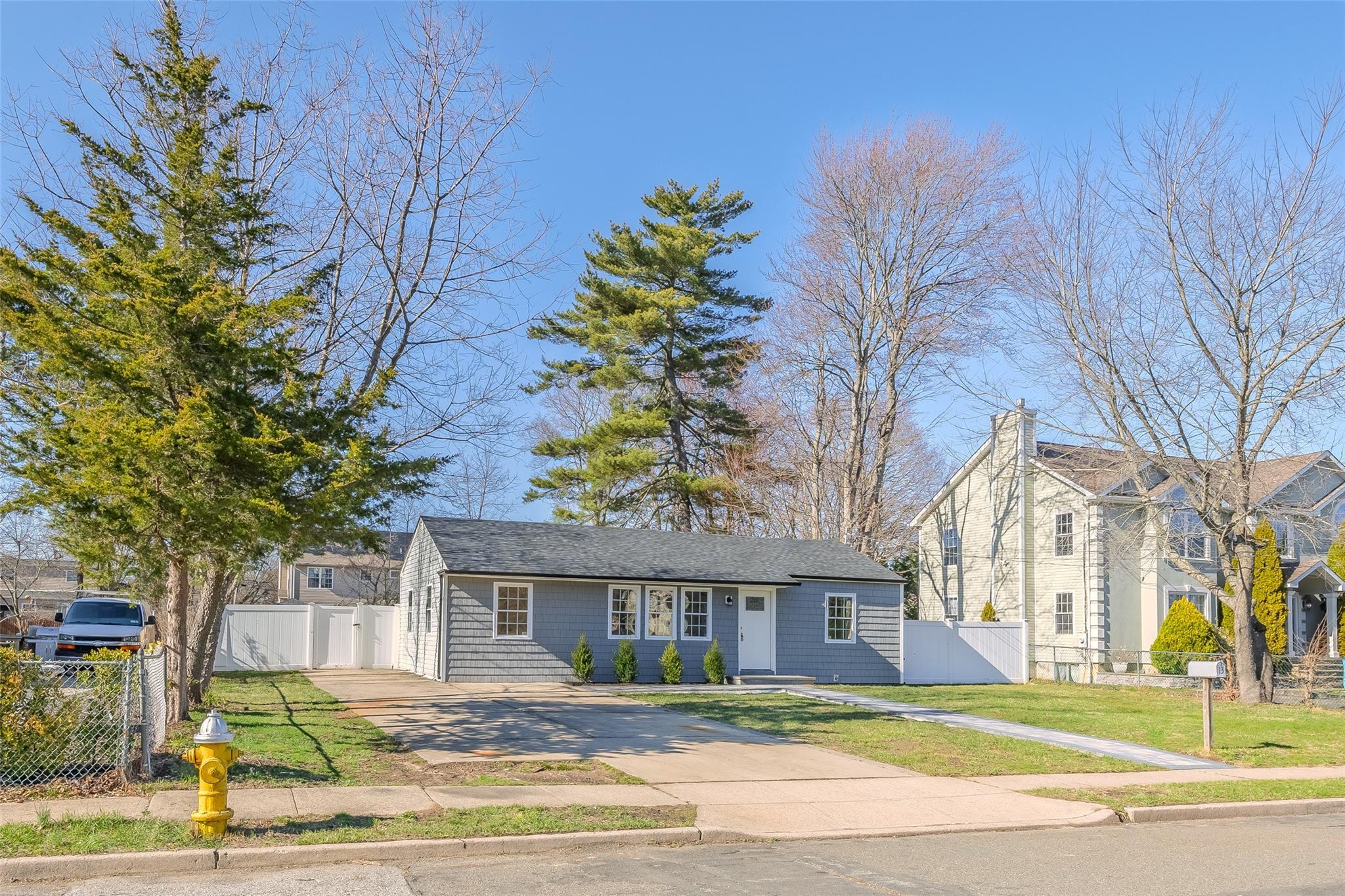 Single Family Doolittle  Suffolk County, NY 11717, MLS-889830-2