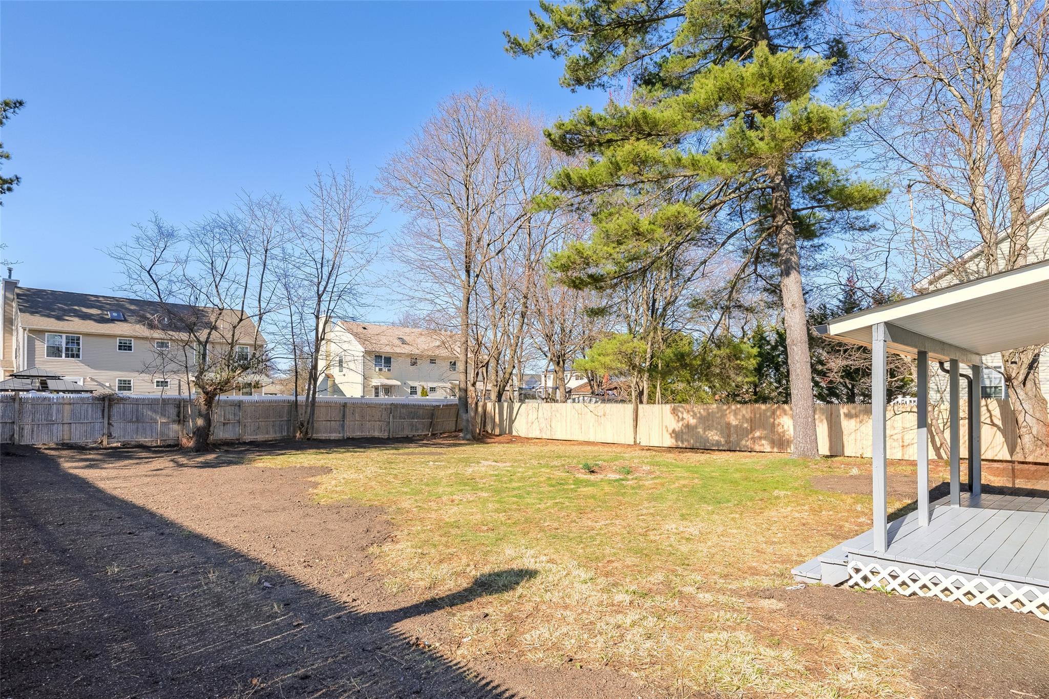 Single Family Doolittle  Suffolk County, NY 11717, MLS-889830-33