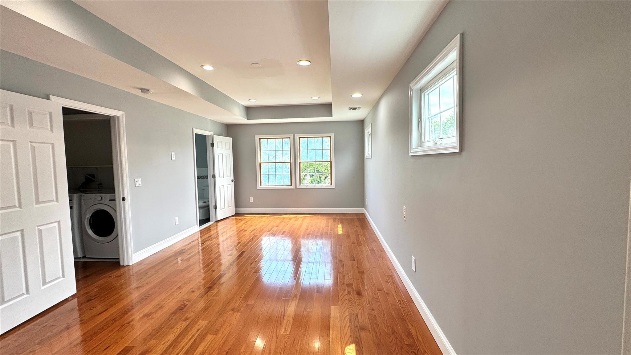 Single Family Winter  Nassau County, NY 11801, MLS-889859-11