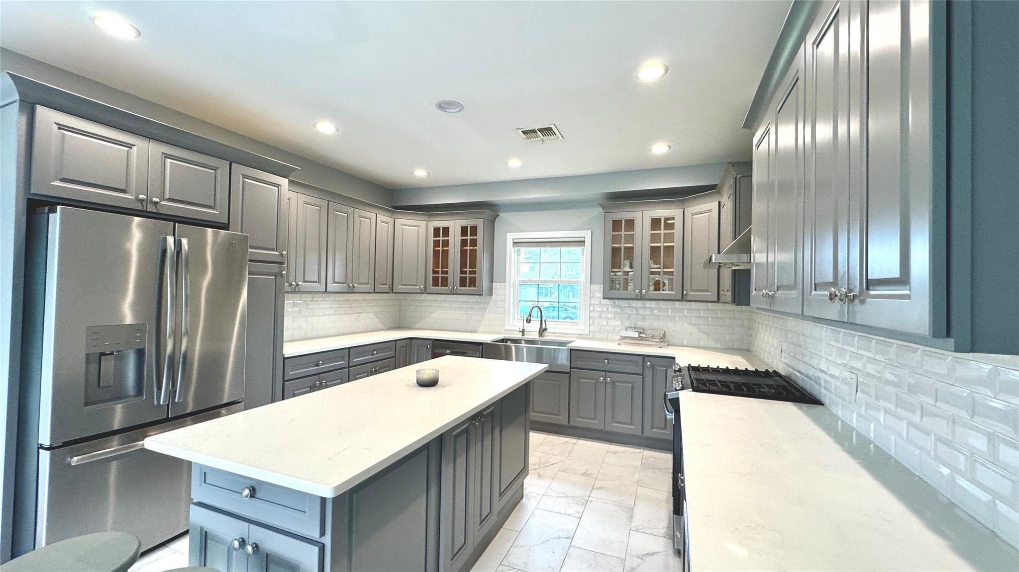 Single Family Winter  Nassau County, NY 11801, MLS-889859-8