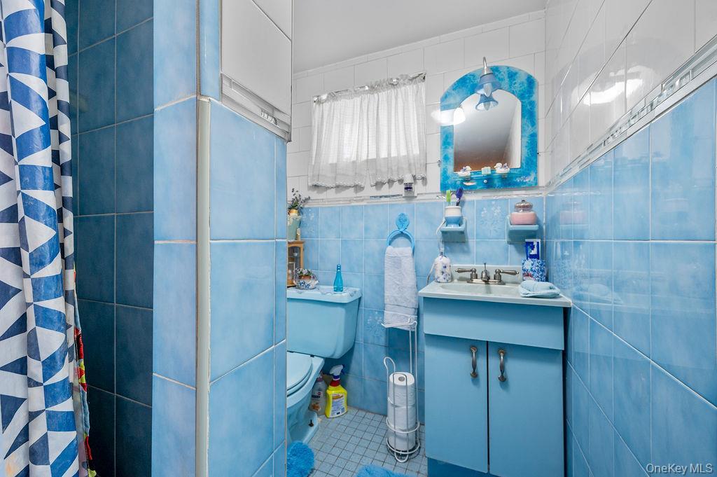 Single Family Murray  Queens, NY 11354, MLS-889864-13