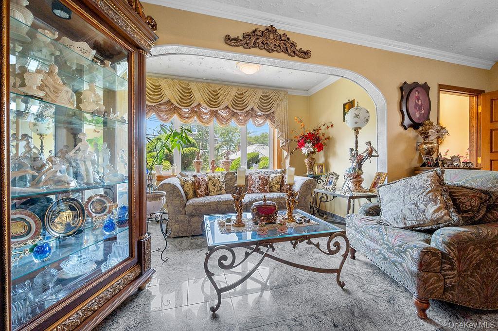 Single Family Murray  Queens, NY 11354, MLS-889864-4