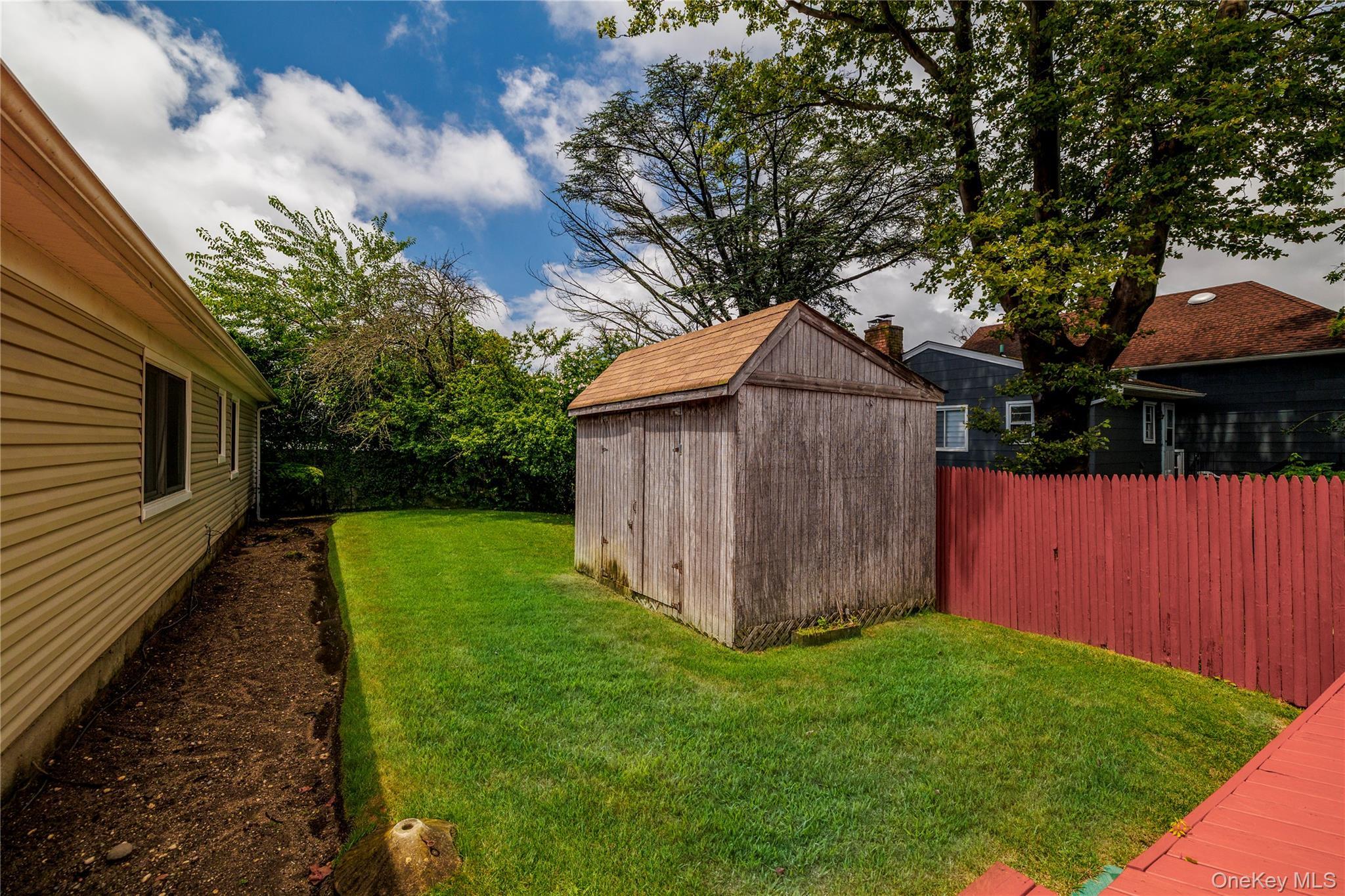 Single Family Mott  Nassau County, NY 11572, MLS-889867-38