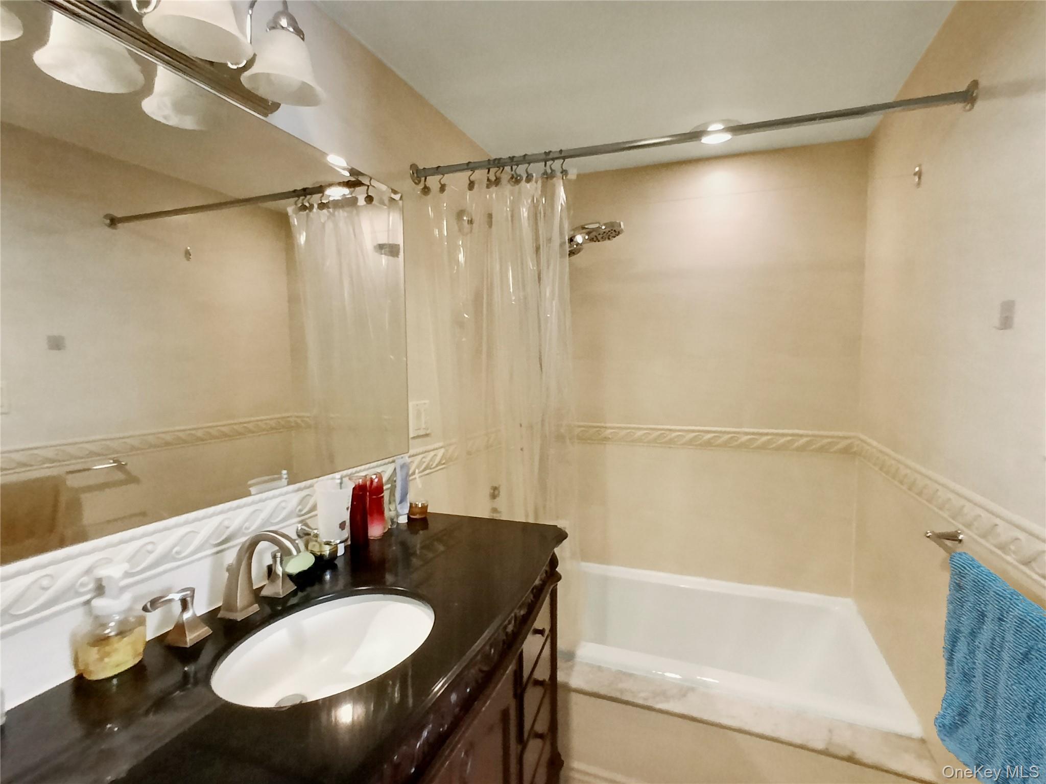 Condo Sanford  Queens, NY 11355, MLS-889982-10