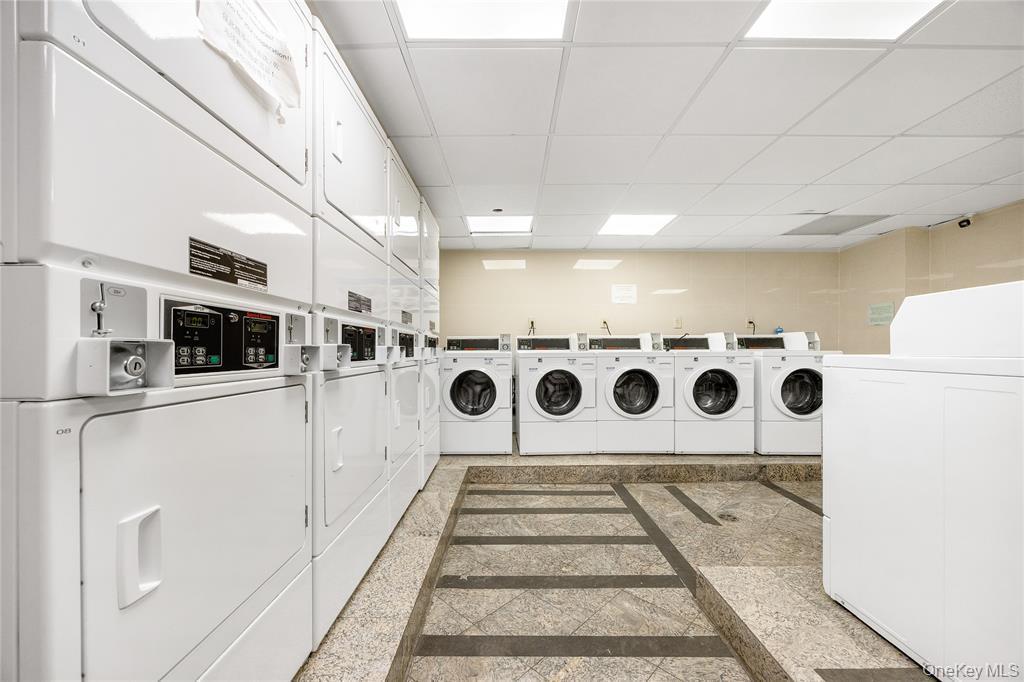 Condo Sanford  Queens, NY 11355, MLS-889982-14