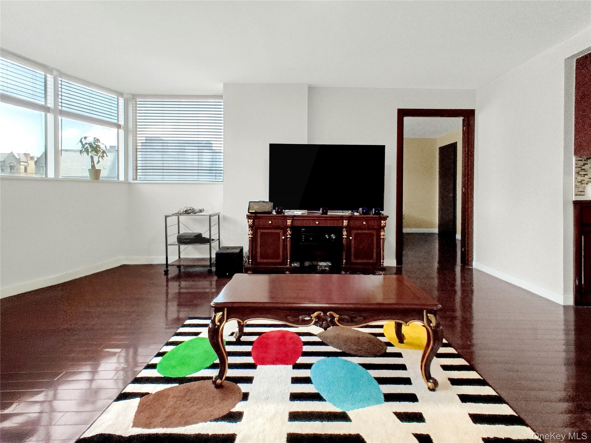 Condo Sanford  Queens, NY 11355, MLS-889982-7