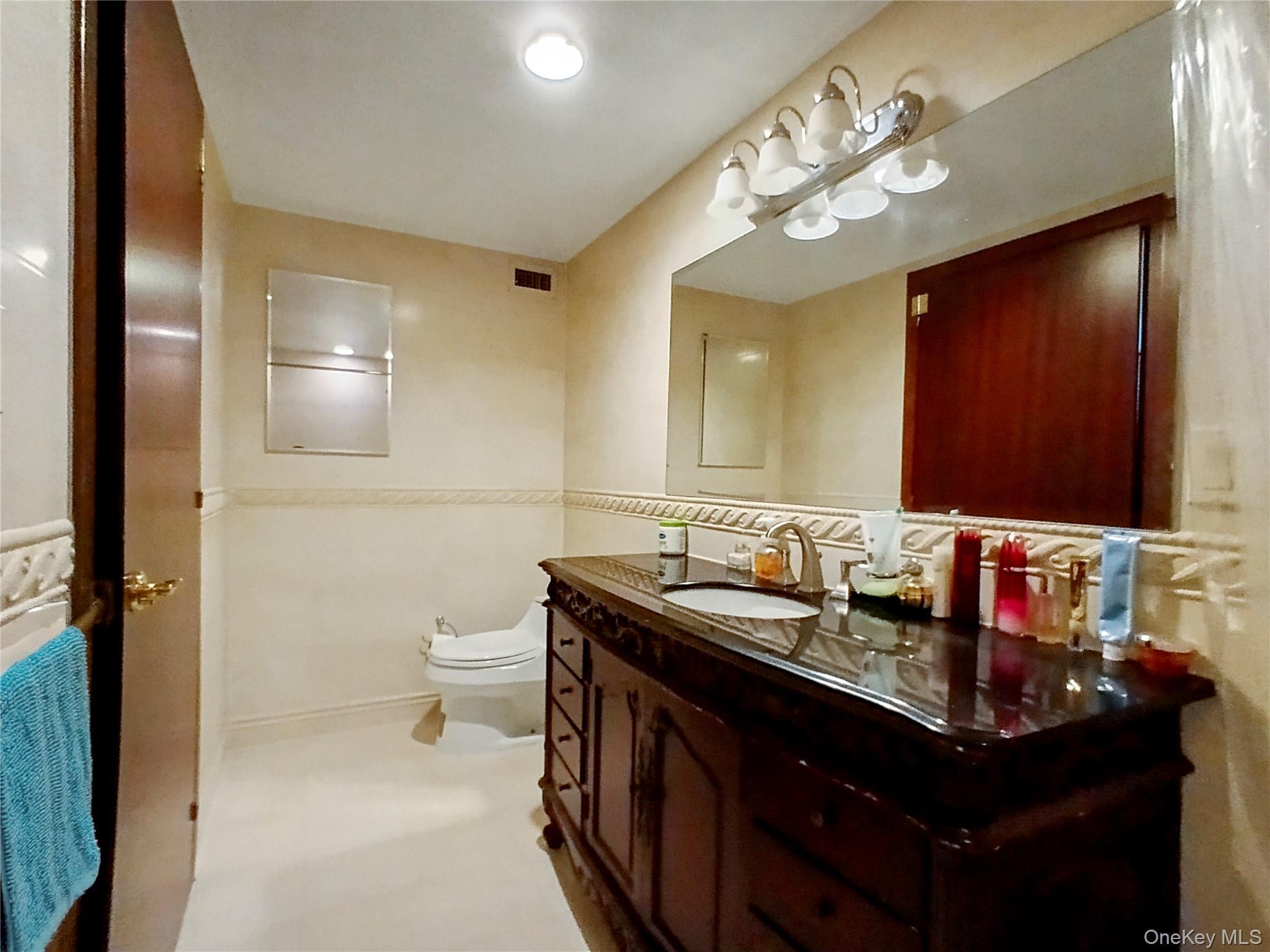 Condo Sanford  Queens, NY 11355, MLS-889982-9