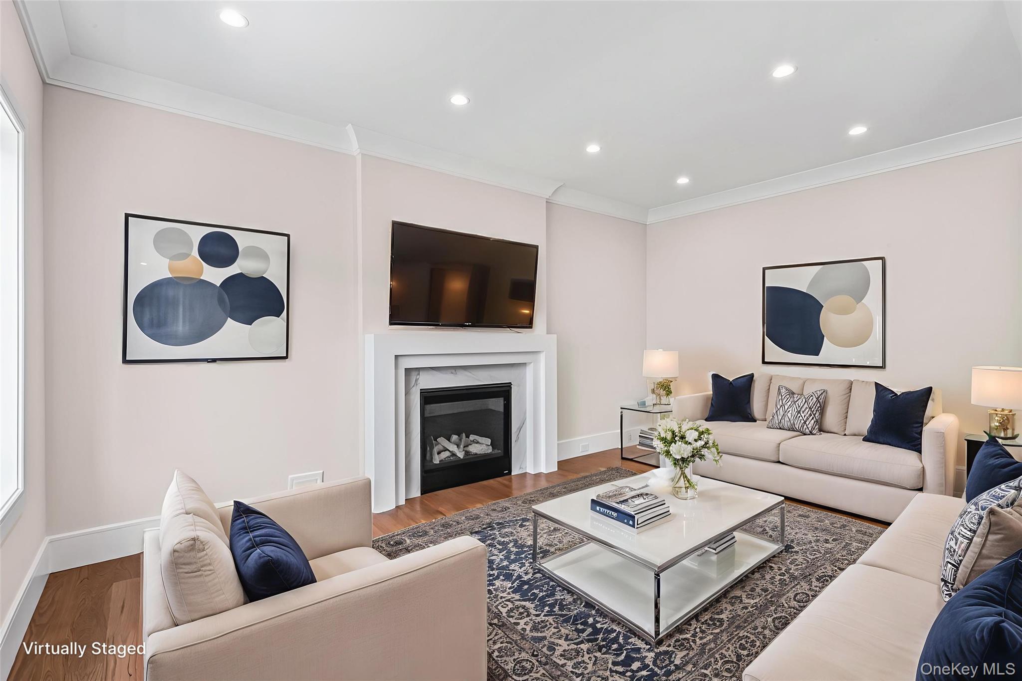 Single Family Maryland Nassau County, NY 11050, MLS-889992-6