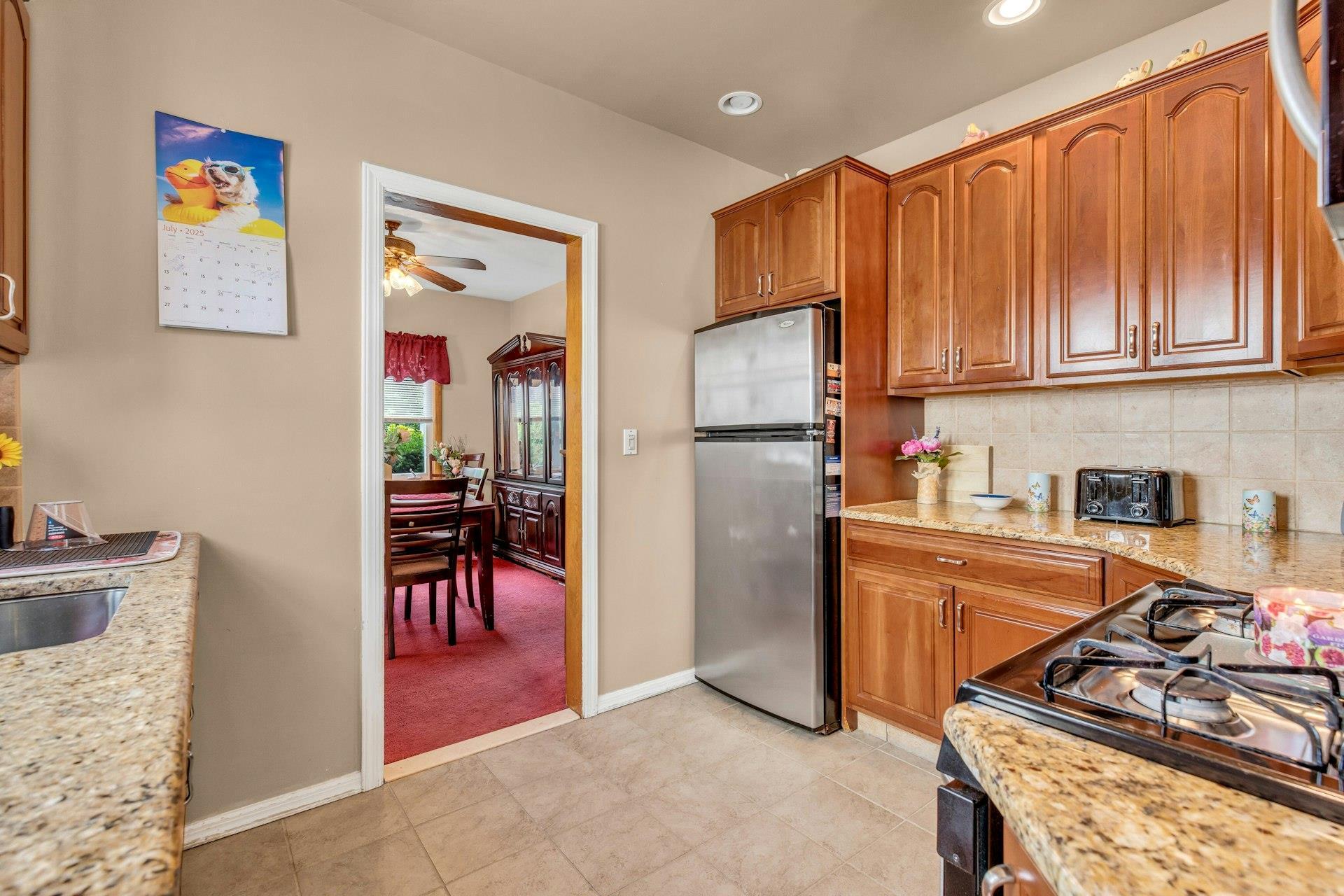 Single Family Commonwealth  Nassau County, NY 11566, MLS-890012-10
