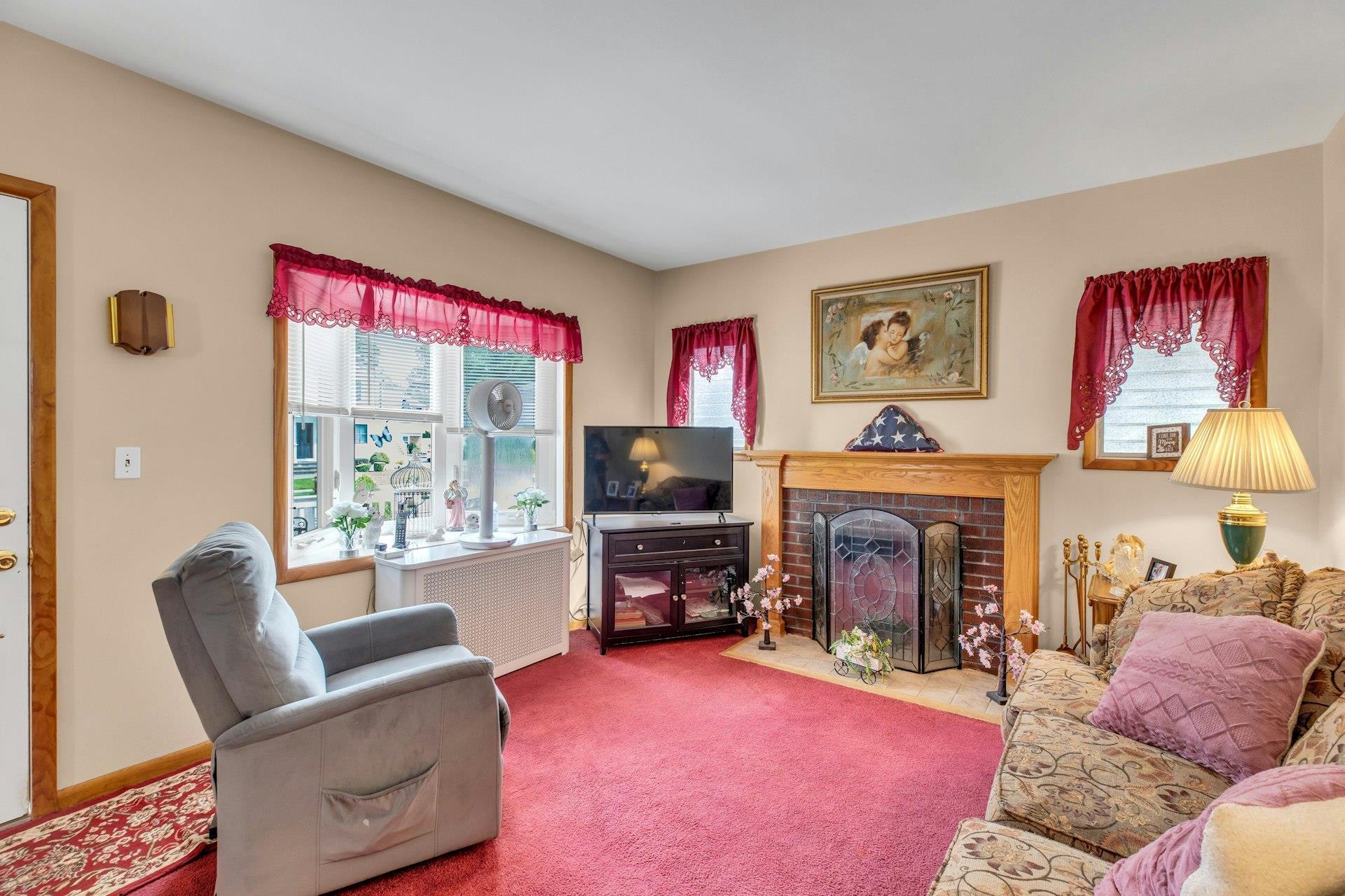 Single Family Commonwealth  Nassau County, NY 11566, MLS-890012-5