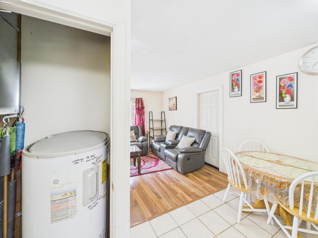 Single Family Suffolk Avenue  Suffolk County, NY 11717, MLS-890017-21