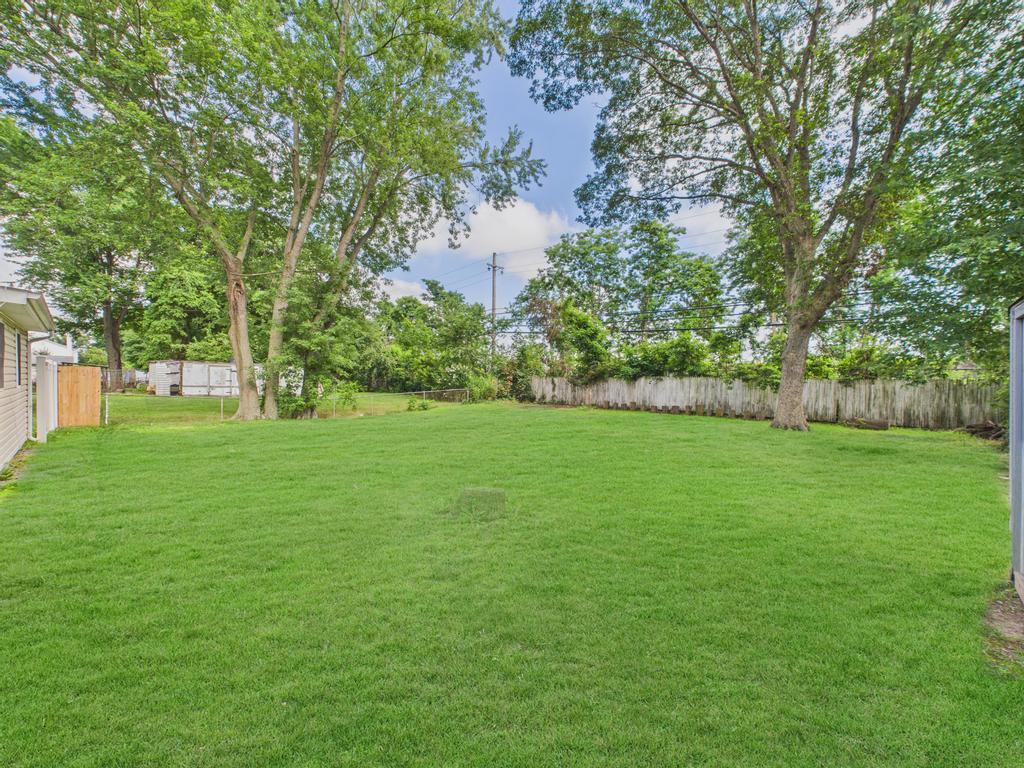 Single Family Suffolk Avenue  Suffolk County, NY 11717, MLS-890017-6