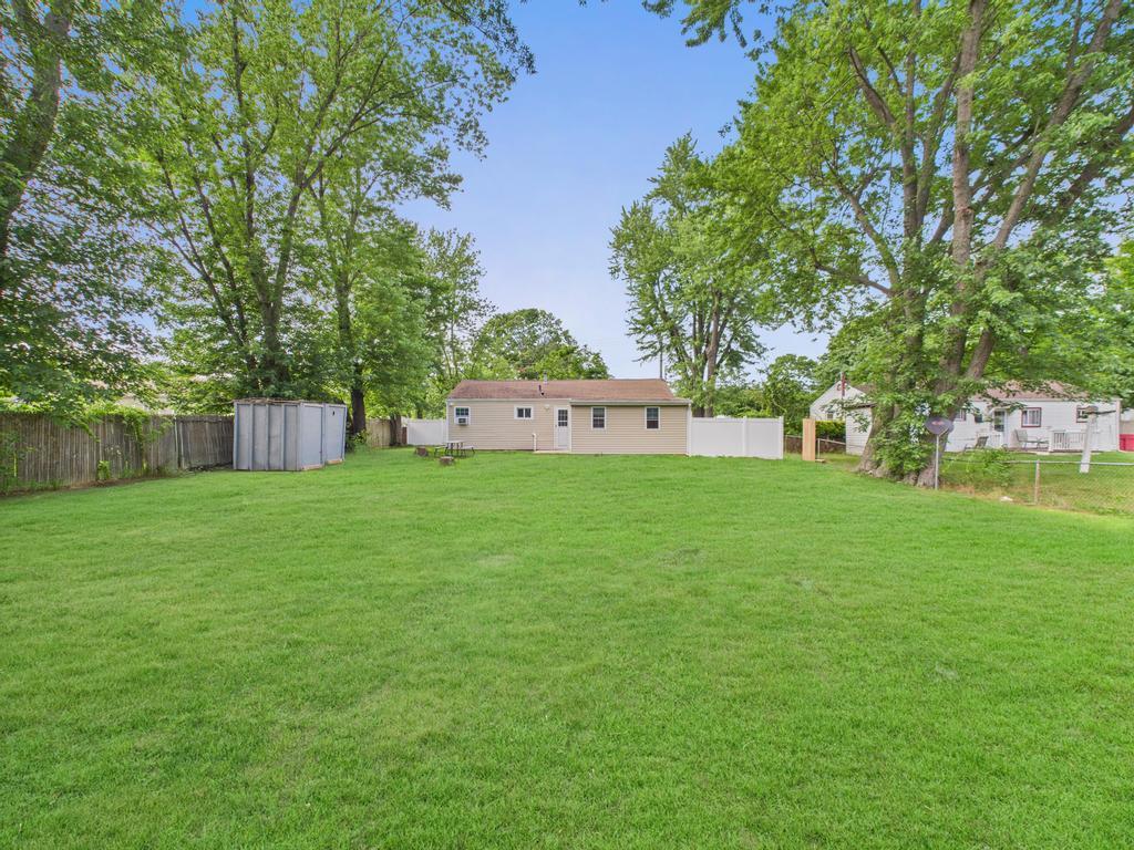 Single Family Suffolk Avenue  Suffolk County, NY 11717, MLS-890017-8