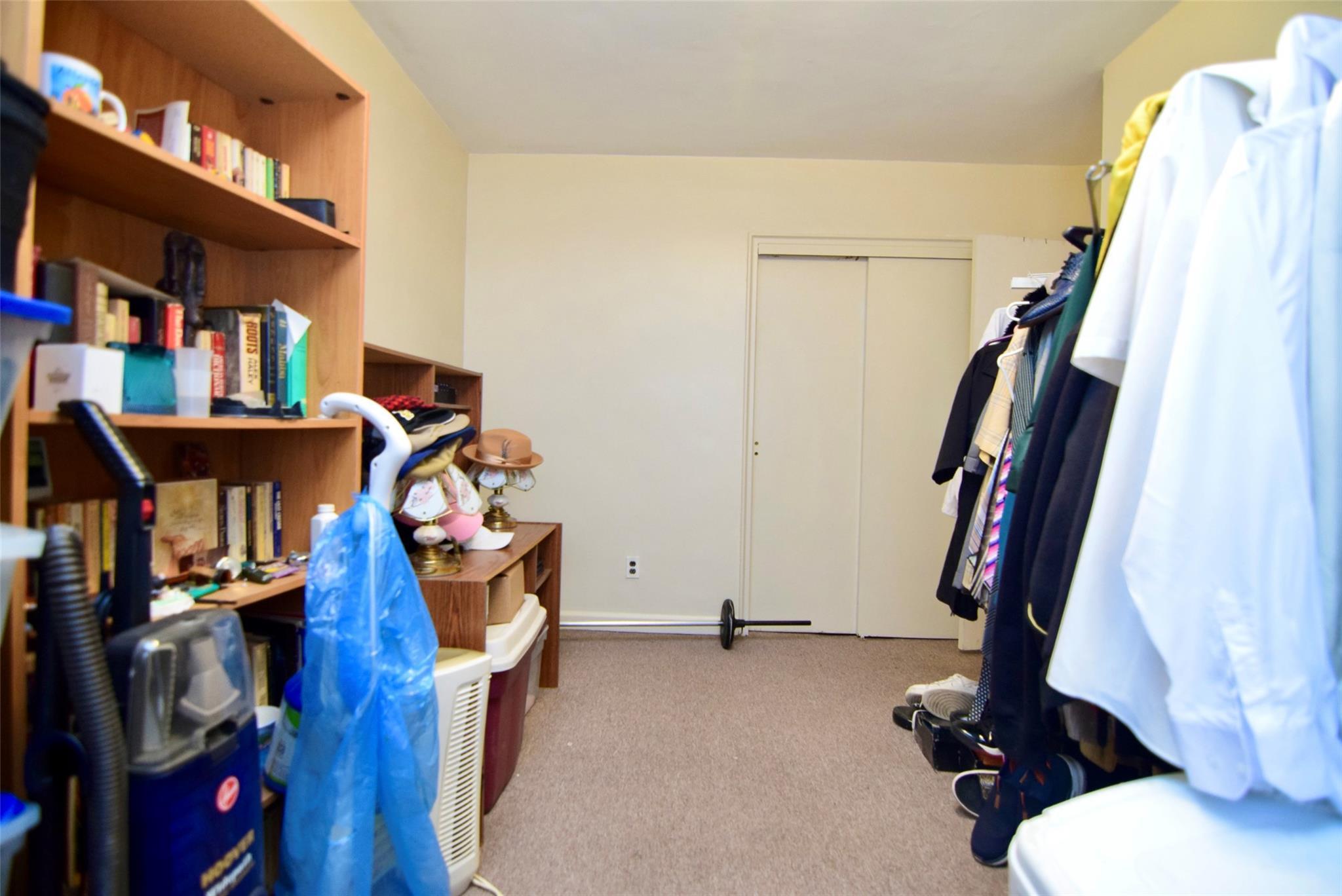 Single Family Gunther  Bronx, NY 10469, MLS-890019-9