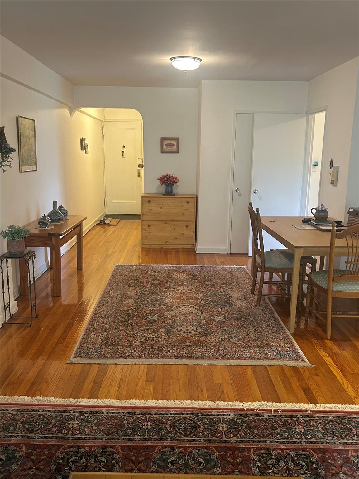 Coop 113th  Queens, NY 11375, MLS-890068-3