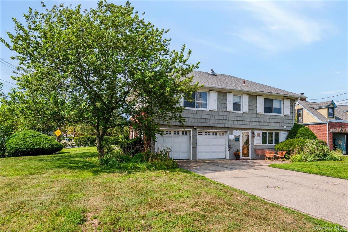 Single Family Blackheath  Nassau County, NY 11561, MLS-890078-28