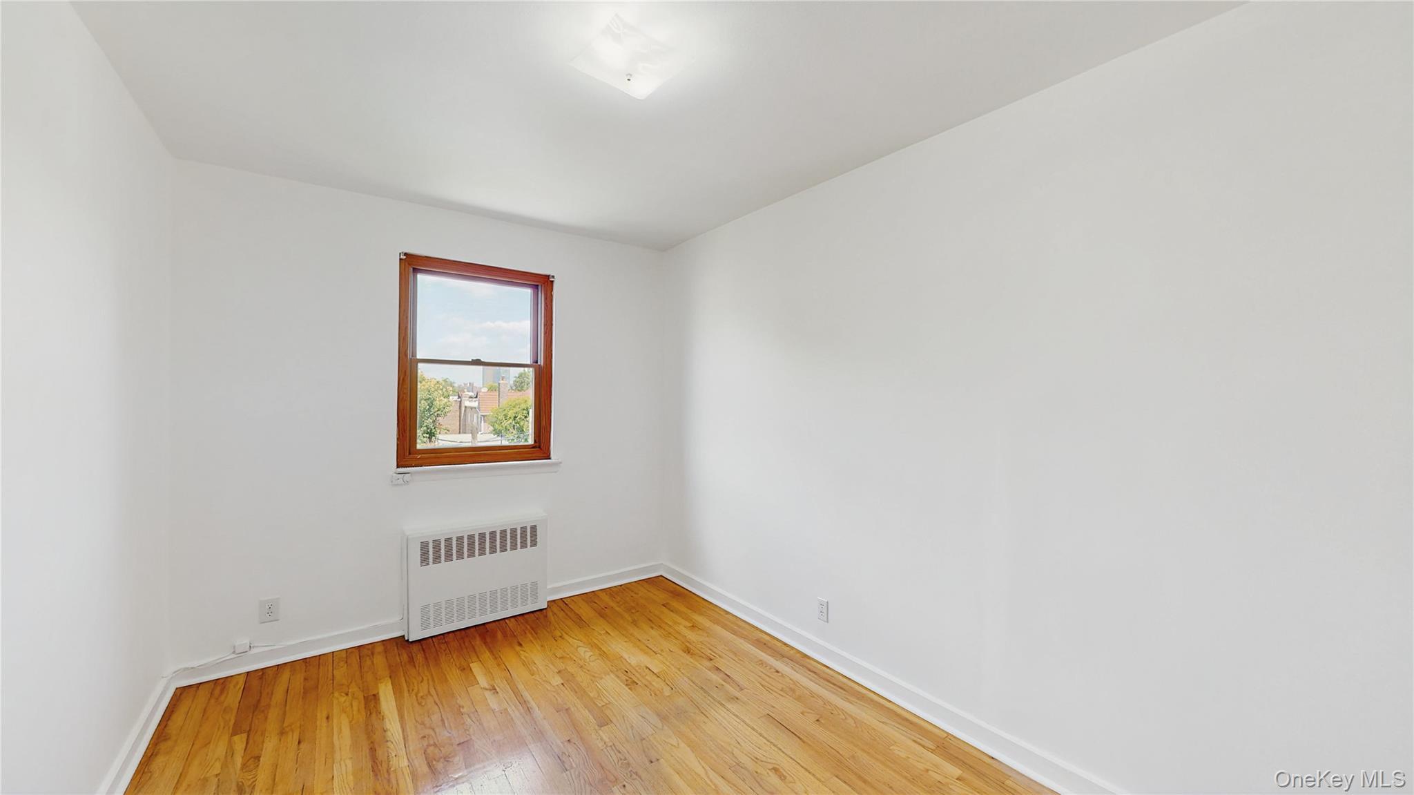 Single Family 84th  Queens, NY 11379, MLS-890092-25