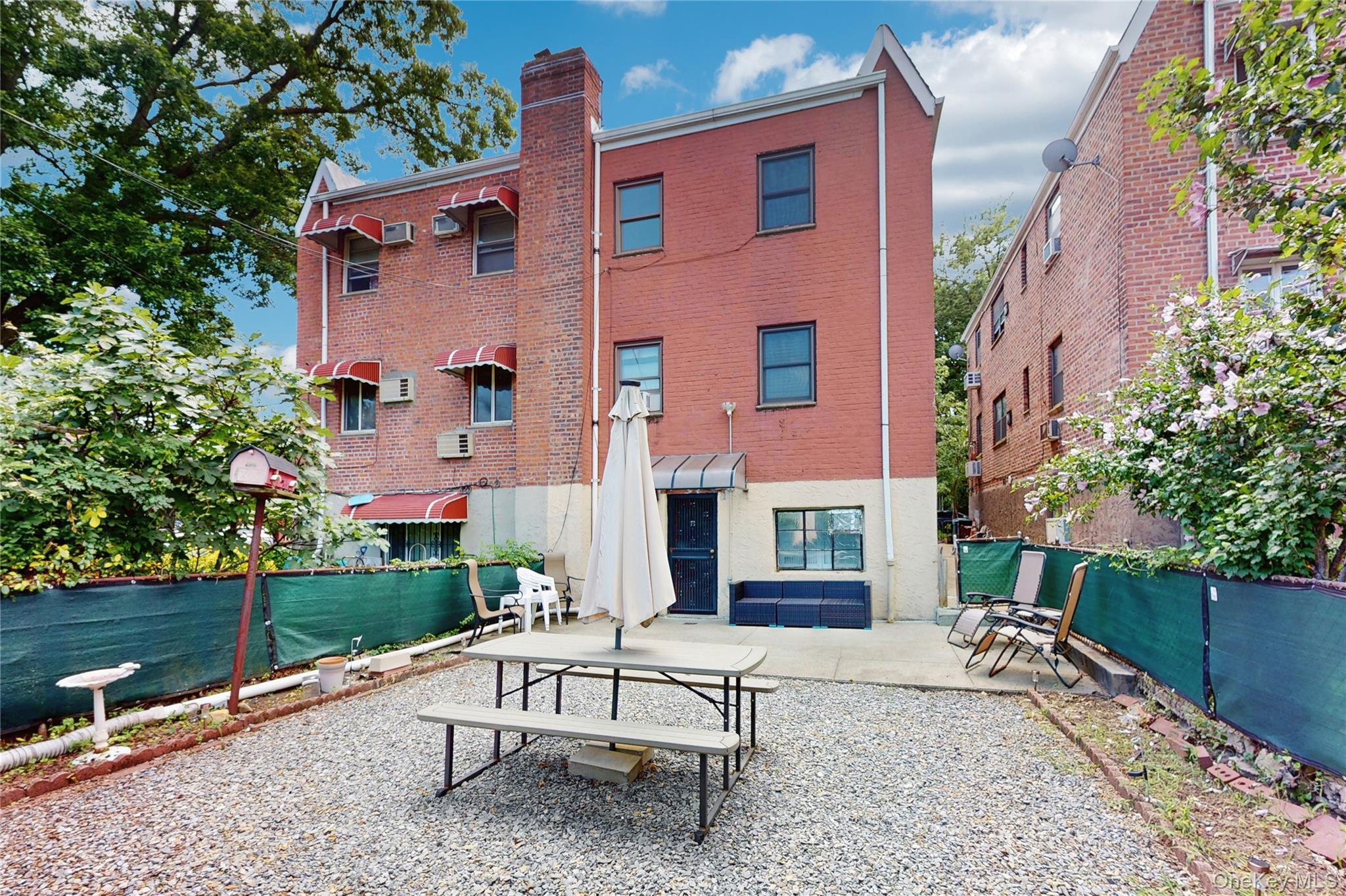 Single Family 84th  Queens, NY 11379, MLS-890092-29