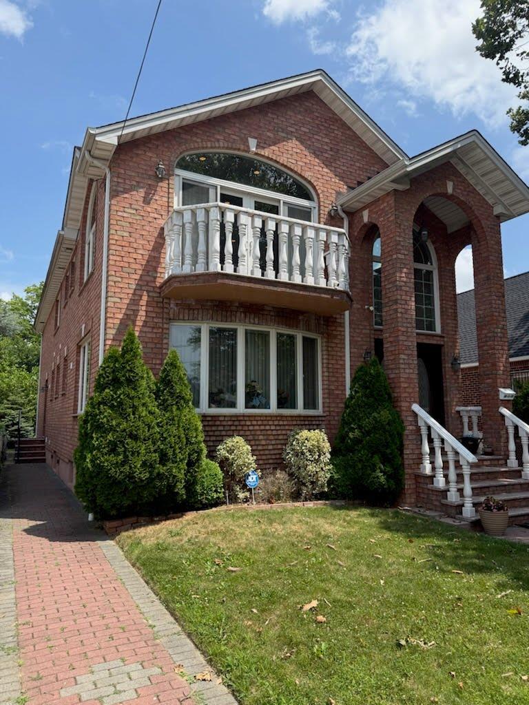Single Family 196  Queens, NY 11365, MLS-890100-2