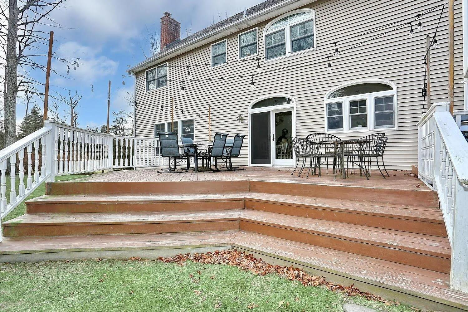 Single Family Rose Hill  Rockland County, NY 10901, MLS-890105-34