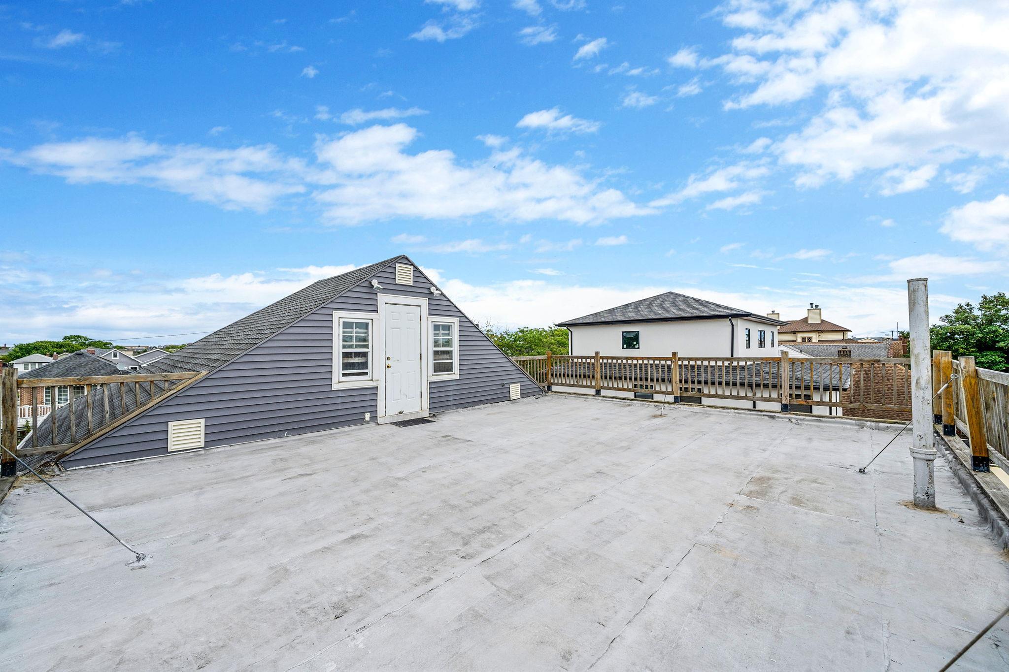 Single Family Beach 141st  Queens, NY 11694, MLS-890146-34