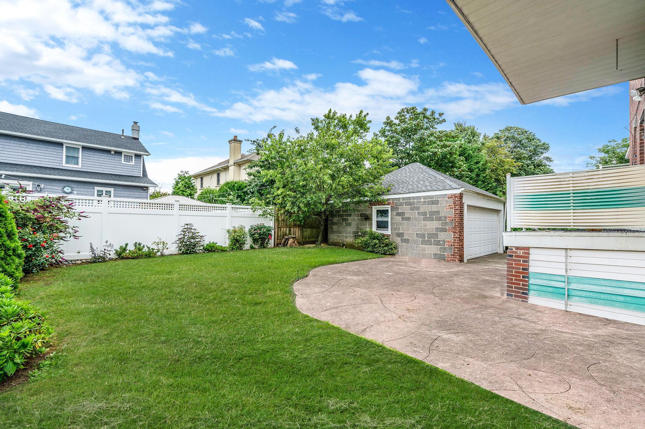 Single Family Beach 141st  Queens, NY 11694, MLS-890146-6