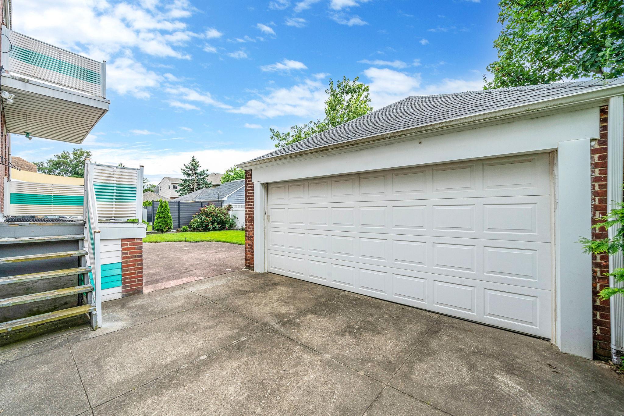 Single Family Beach 141st  Queens, NY 11694, MLS-890146-8