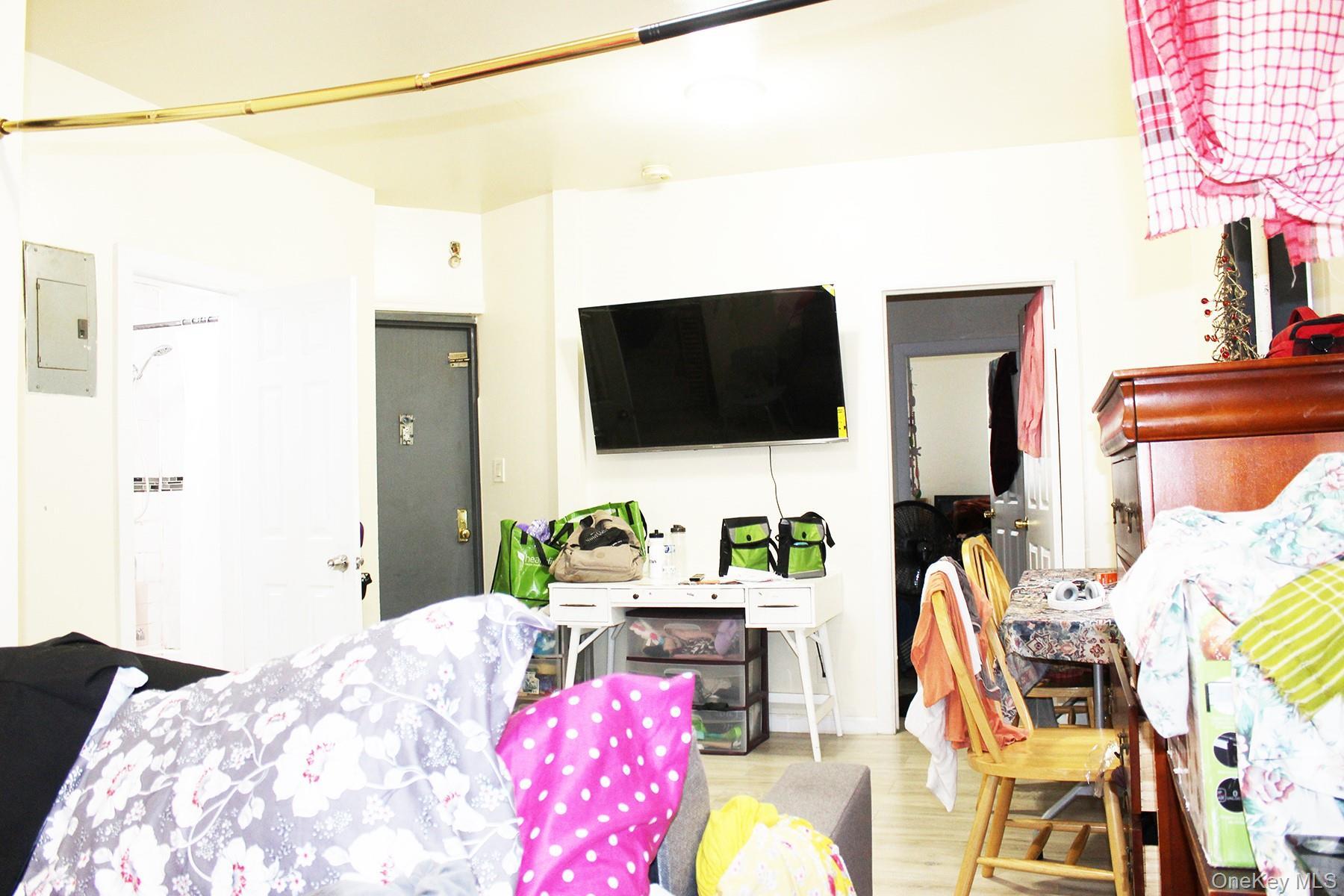 Single Family White Plains Bronx, NY 10462, MLS-890156-12