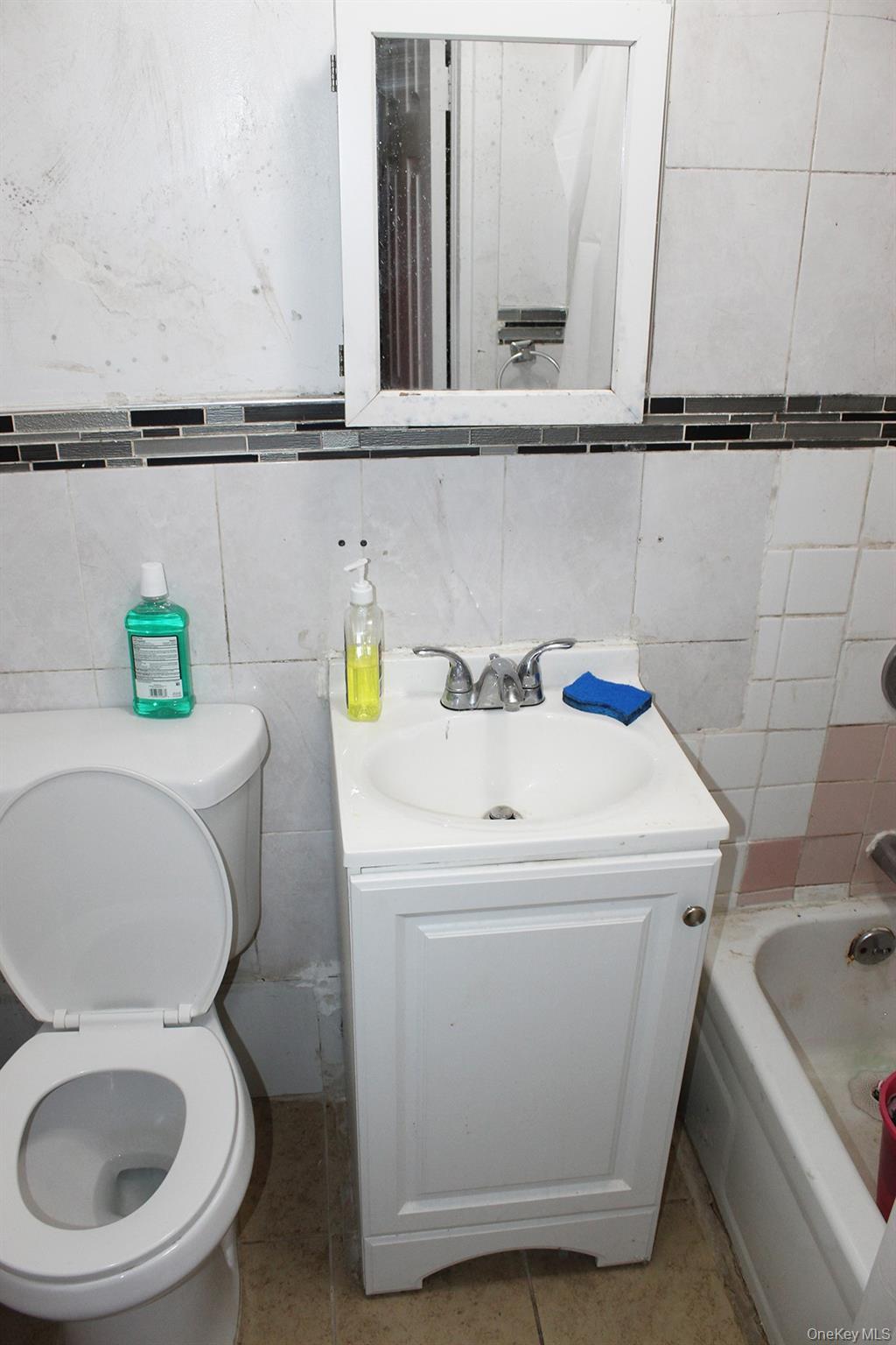 Single Family White Plains Bronx, NY 10462, MLS-890156-14