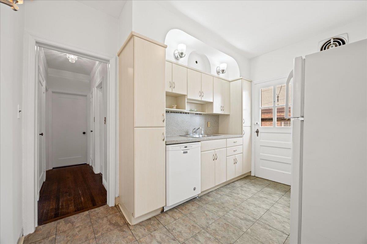 Single Family 212th Street  Queens, NY 11364, MLS-890171-12