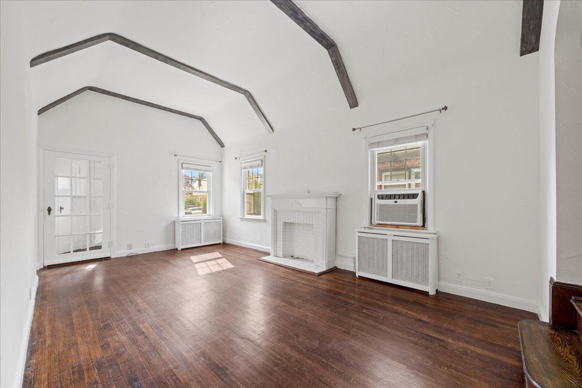 Single Family 212th Street  Queens, NY 11364, MLS-890171-8