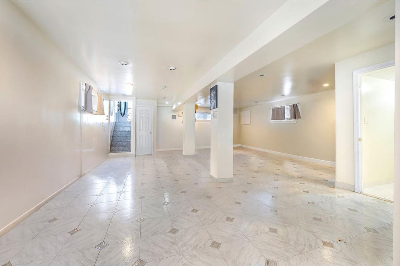 Single Family 96th Queens, NY 11414, MLS-890184-22