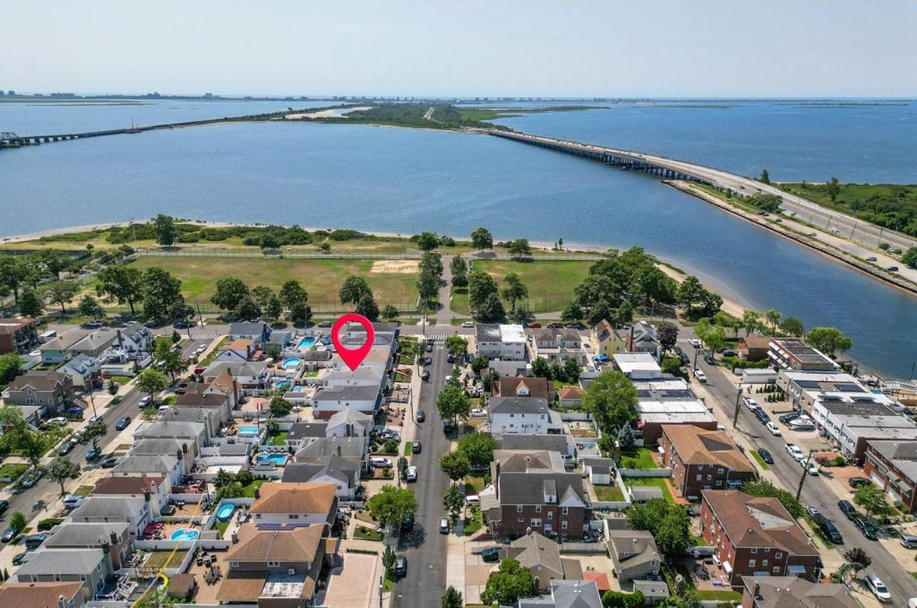 Single Family 96th Queens, NY 11414, MLS-890184-29