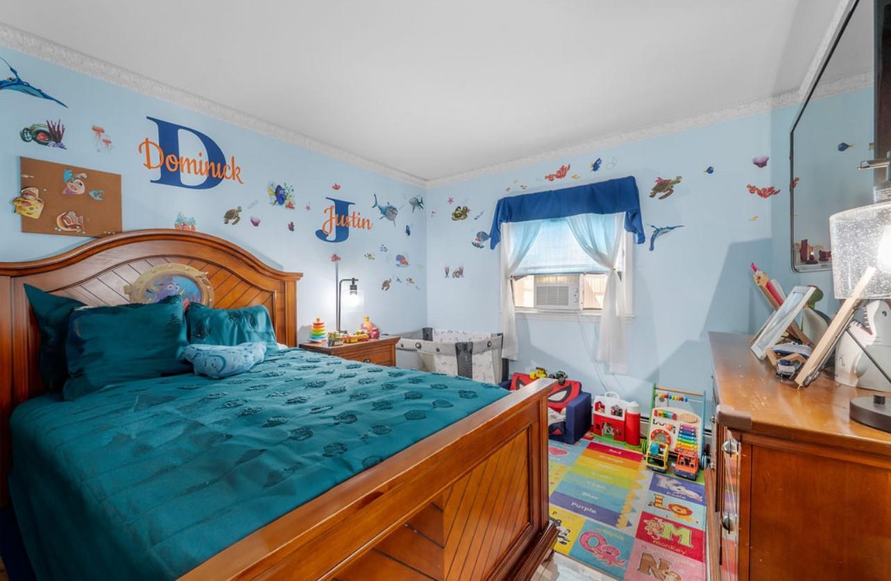 Single Family 96th Queens, NY 11414, MLS-890184-30